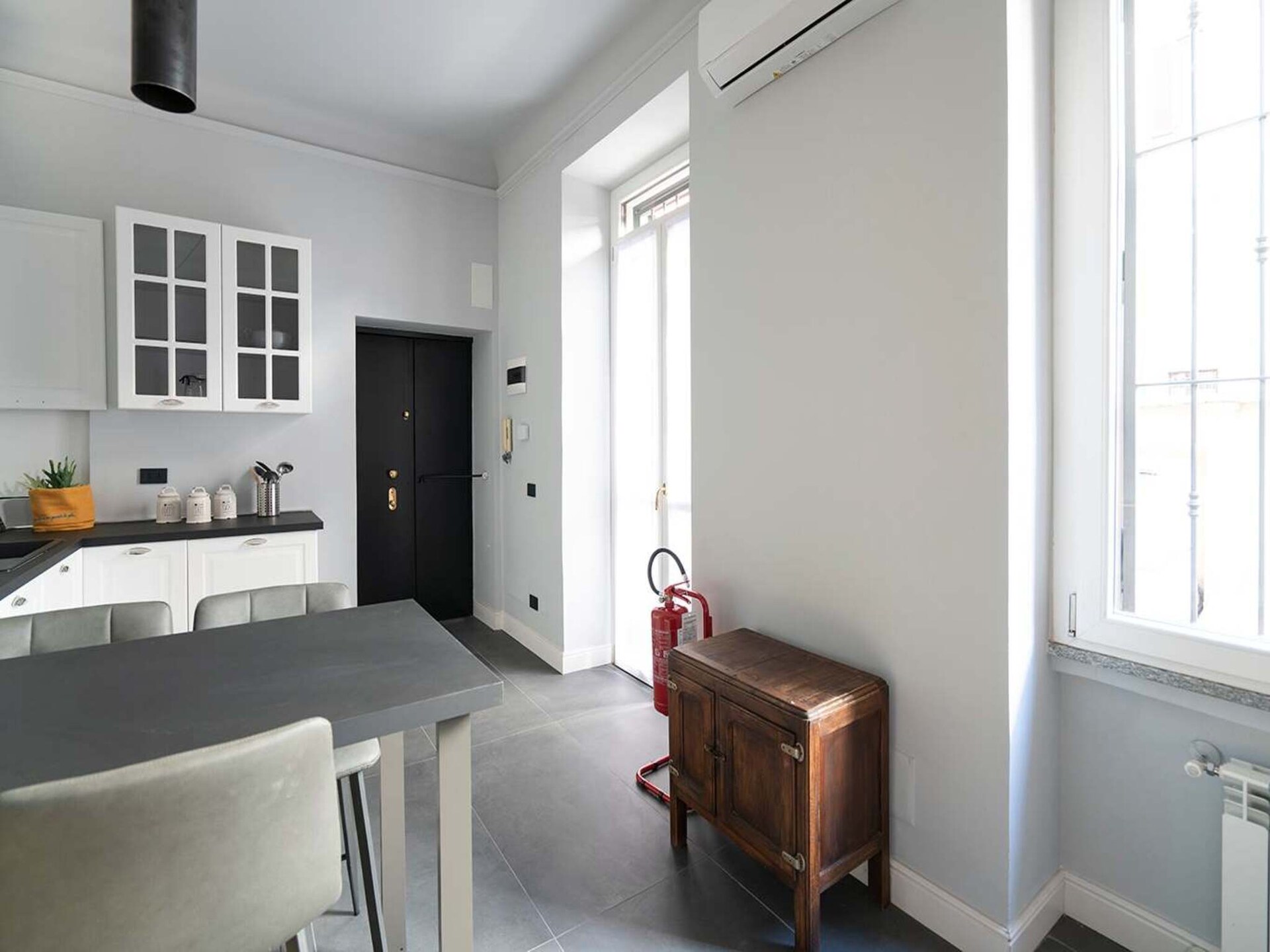Licht appartement in Milaan, 2 personen, nabij Argonne - foto 11