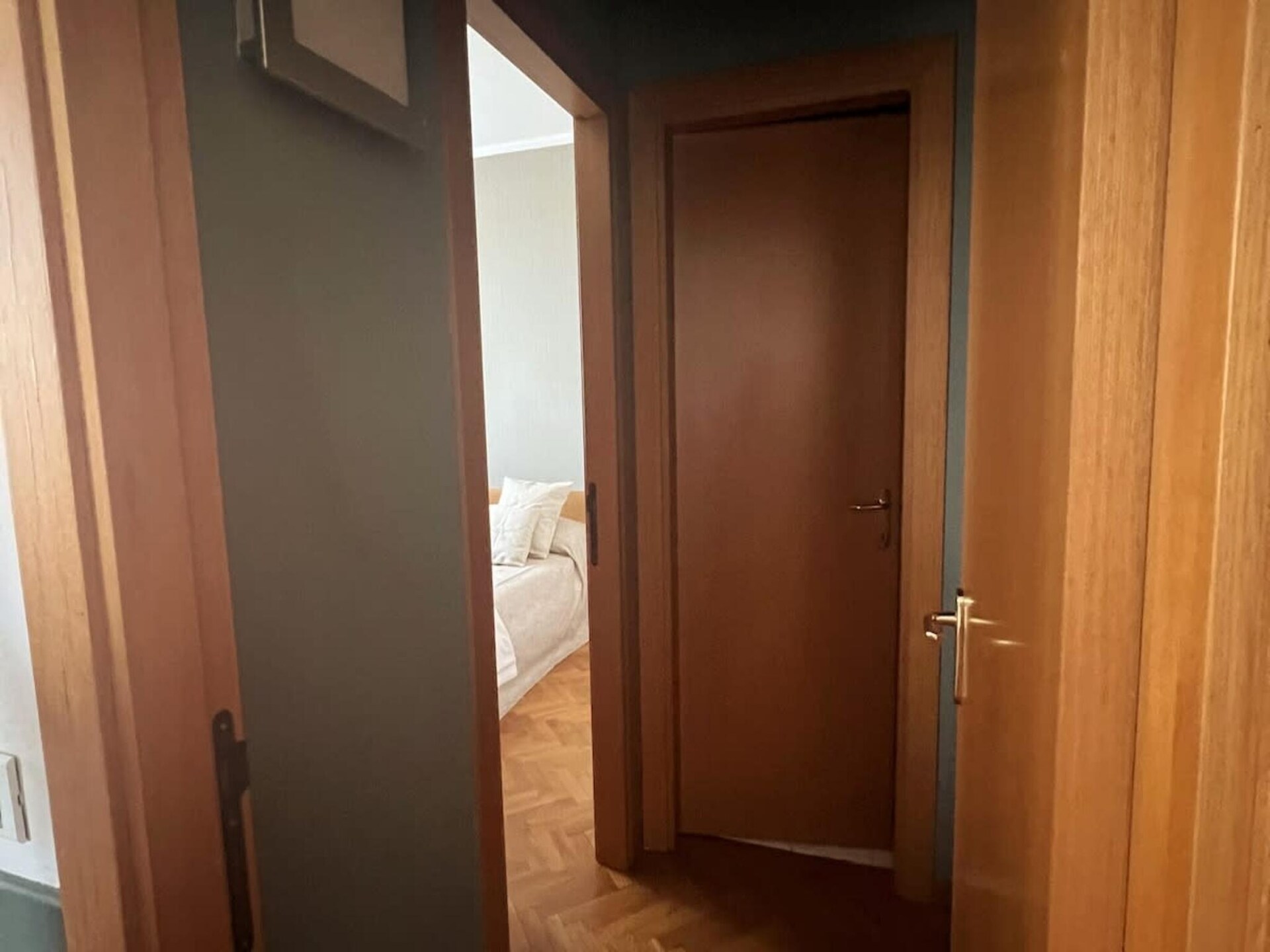 Licht en modern appartement in de wijk Sempione, Milaan - foto 20