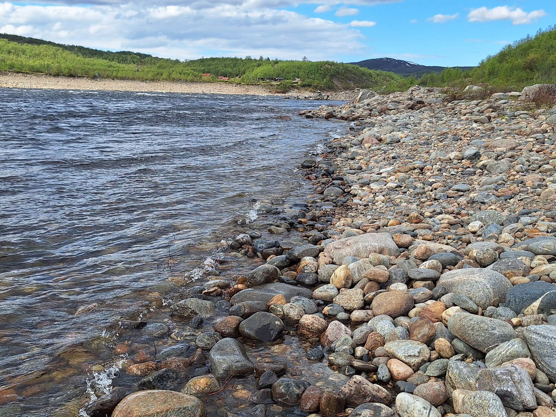 Modern vakantiehuis met sauna en panoramisch uitzicht op de Tana-rivier - foto 12