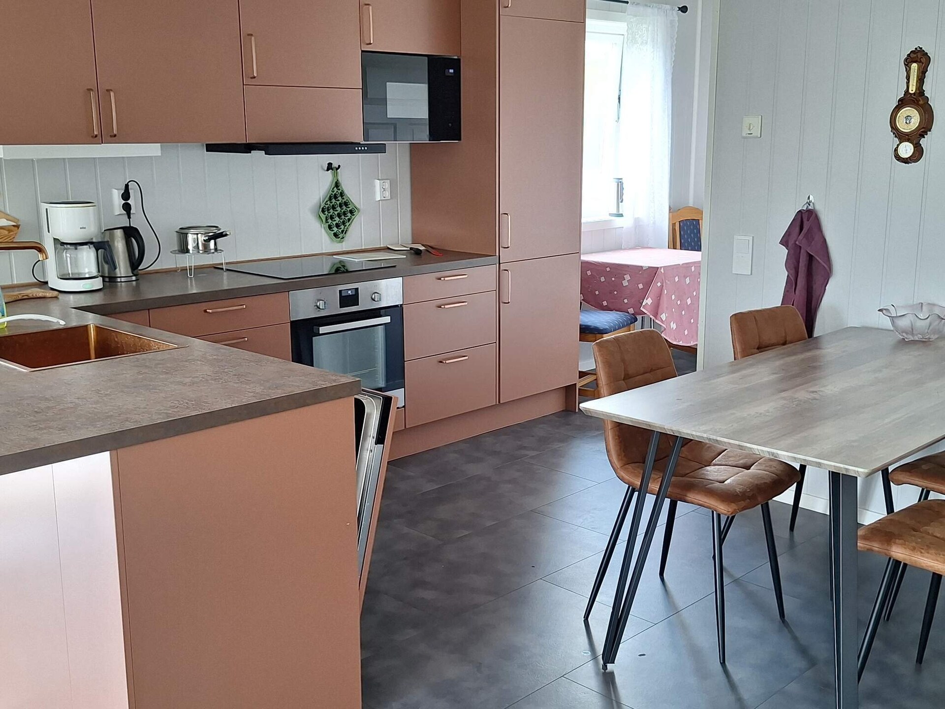 Modern vakantiehuis met sauna en panoramisch uitzicht op de Tana-rivier - foto 22