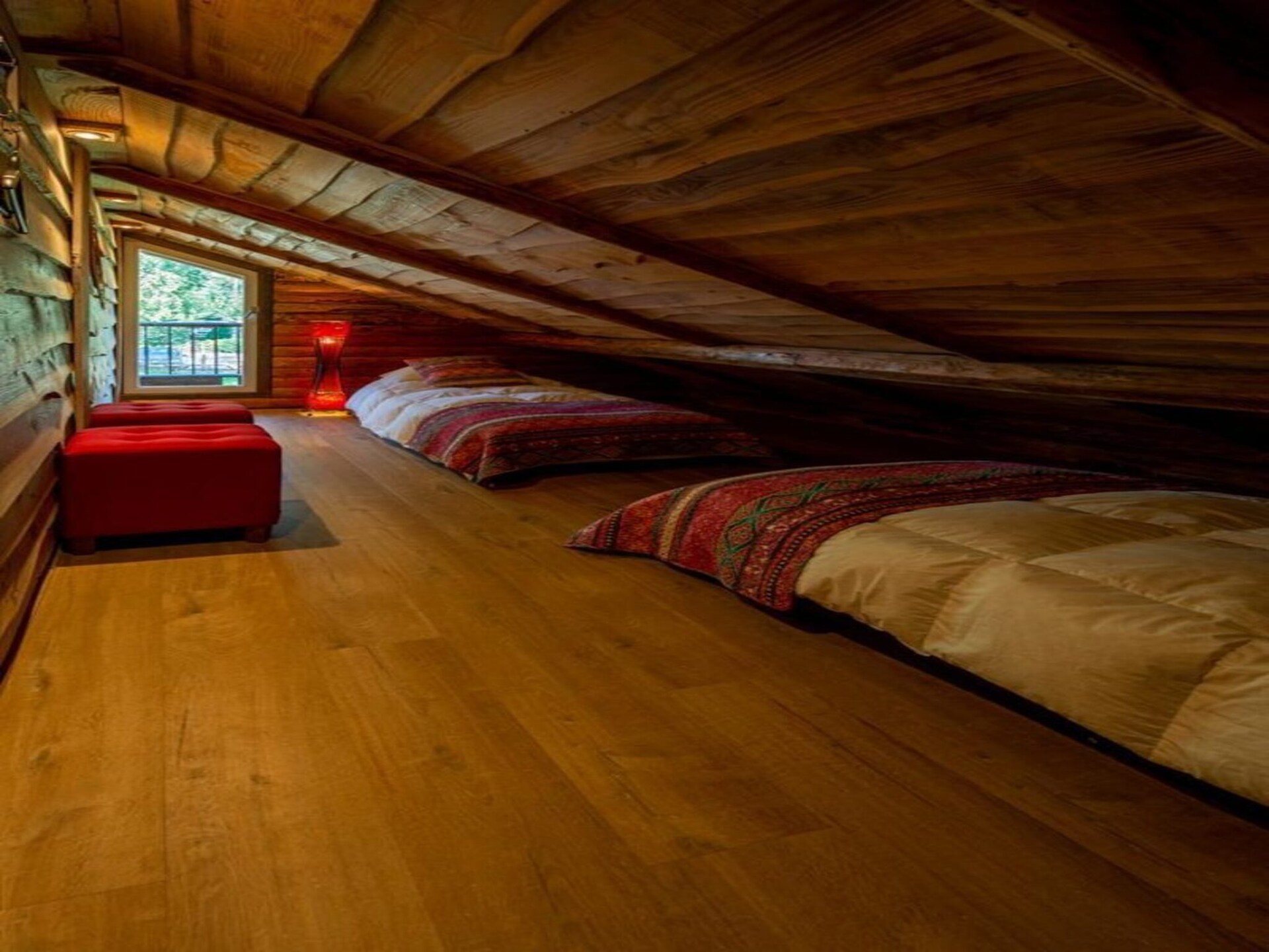 Larikshouten paalchalet met overdekt terras in Baarle-Nassau - foto 6