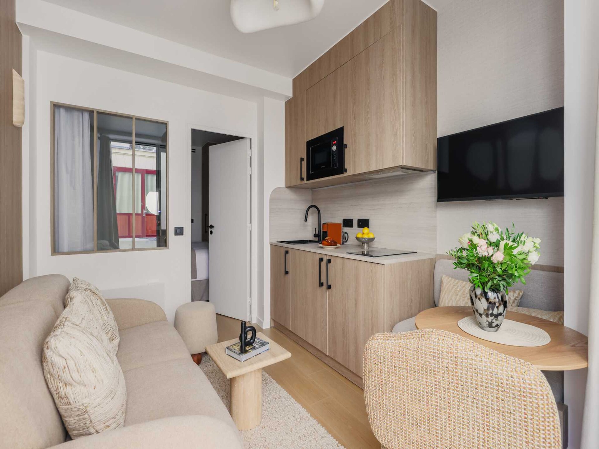 Licht appartement met airco in het 16e arrondissement, vlakbij metro - foto 40
