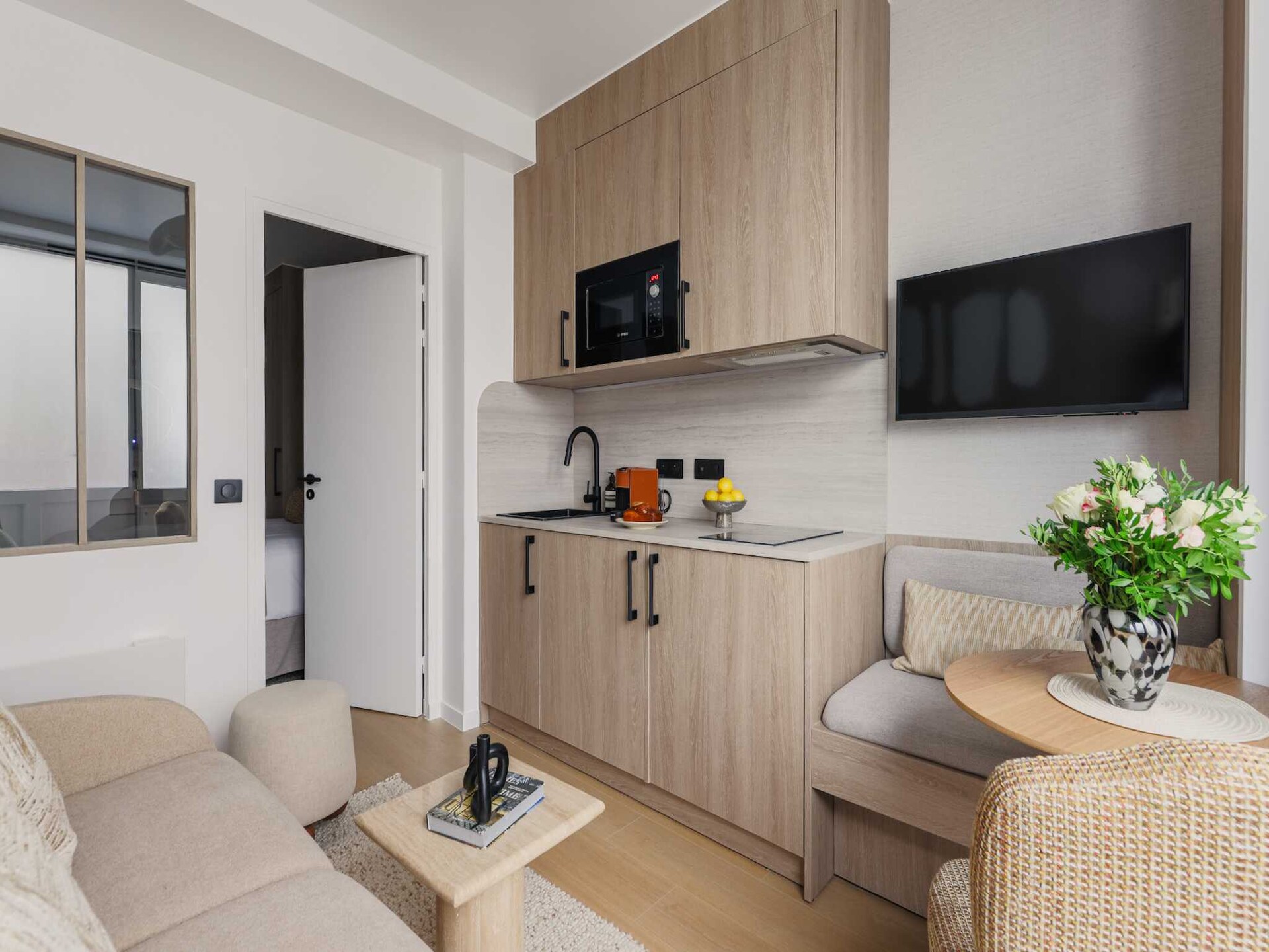 Licht appartement met airco in het 16e arrondissement, vlakbij metro - foto 42
