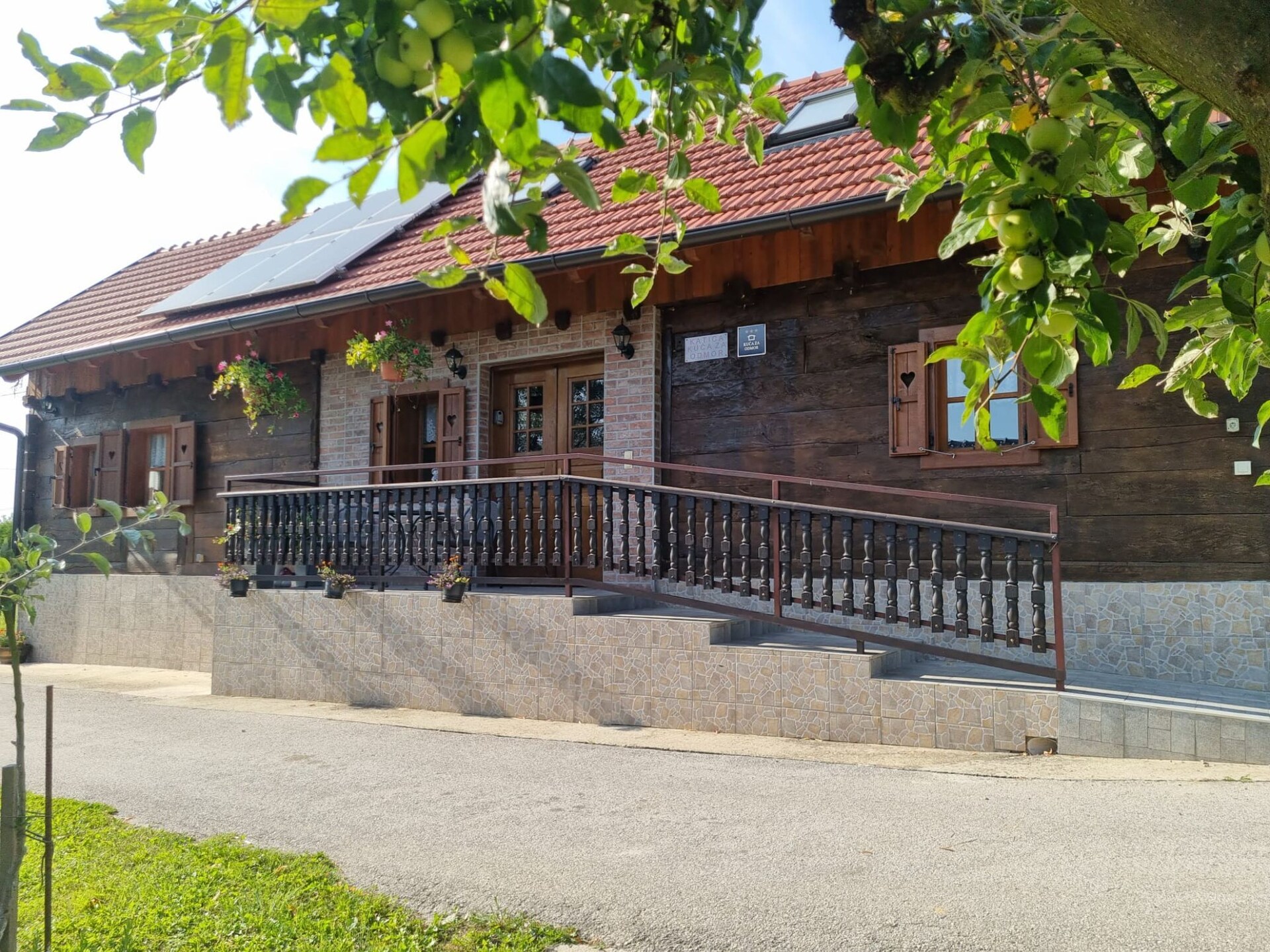 Ruim vakantiehuis voor 6 in Tugonica met WiFi en tuin - foto 9