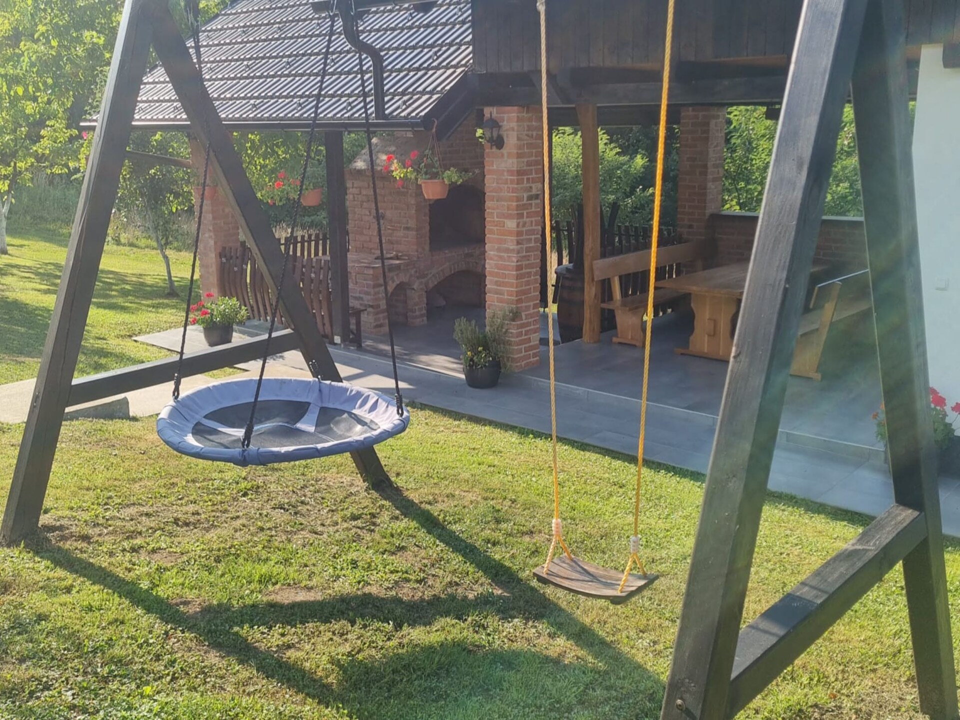 Ruim vakantiehuis voor 6 in Tugonica met WiFi en tuin - foto 11