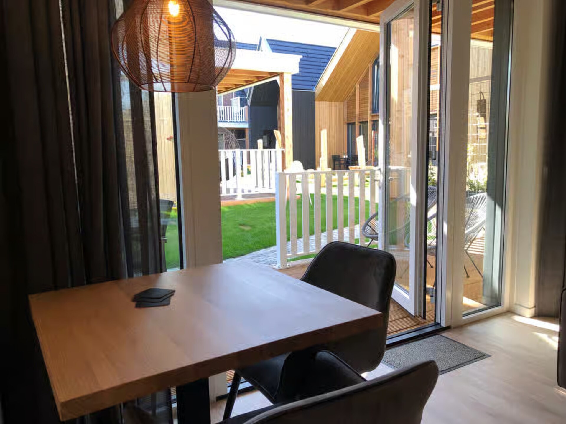 Stijlvolle lodge op binnenplaats, 150m van strand Zoutelande - foto 3