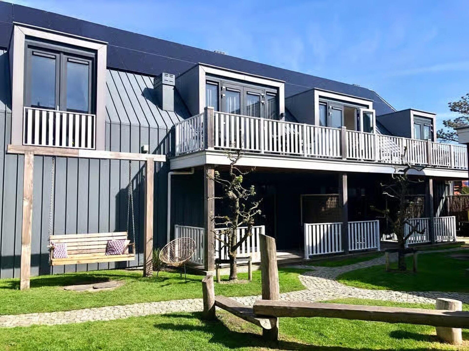 Luxe familielodge op de eerste verdieping in hartje Zoutelande, 150m van strand - foto 19