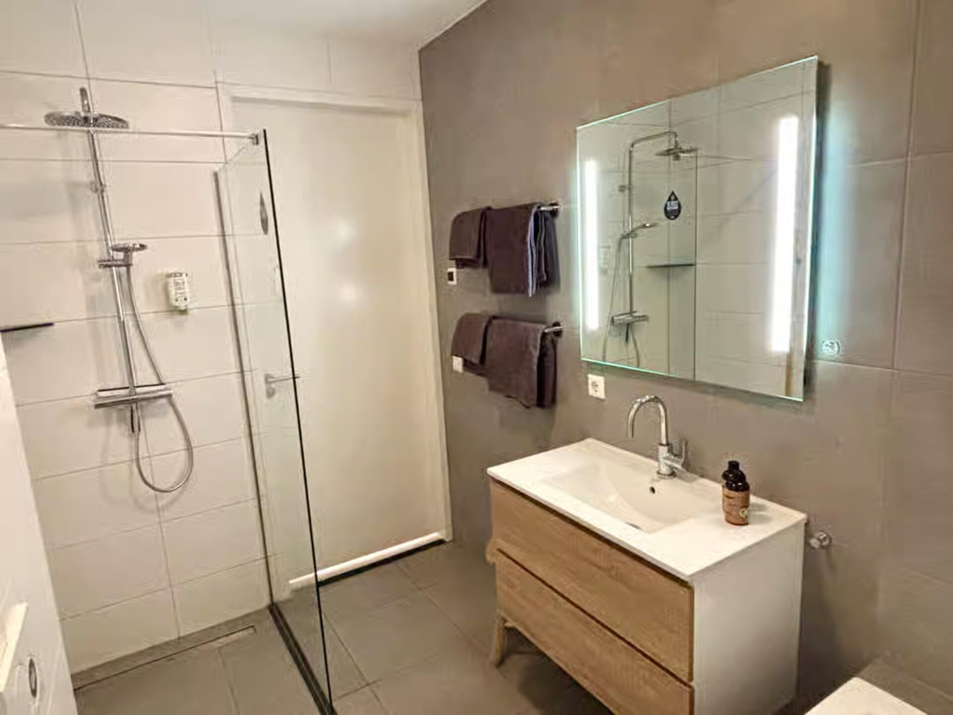 Luxe familielodge op de eerste verdieping in hartje Zoutelande, 150m van strand - foto 20
