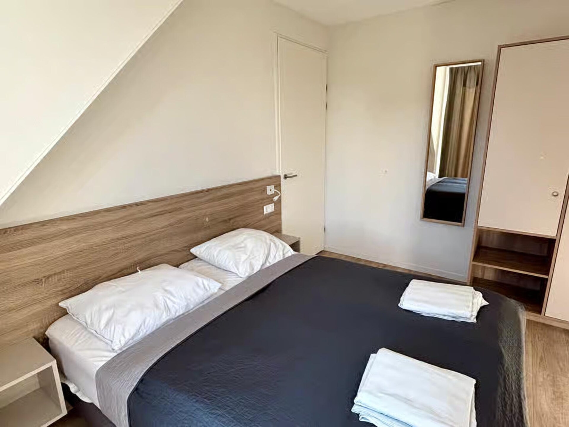 Luxe familielodge op de eerste verdieping in hartje Zoutelande, 150m van strand - foto 15
