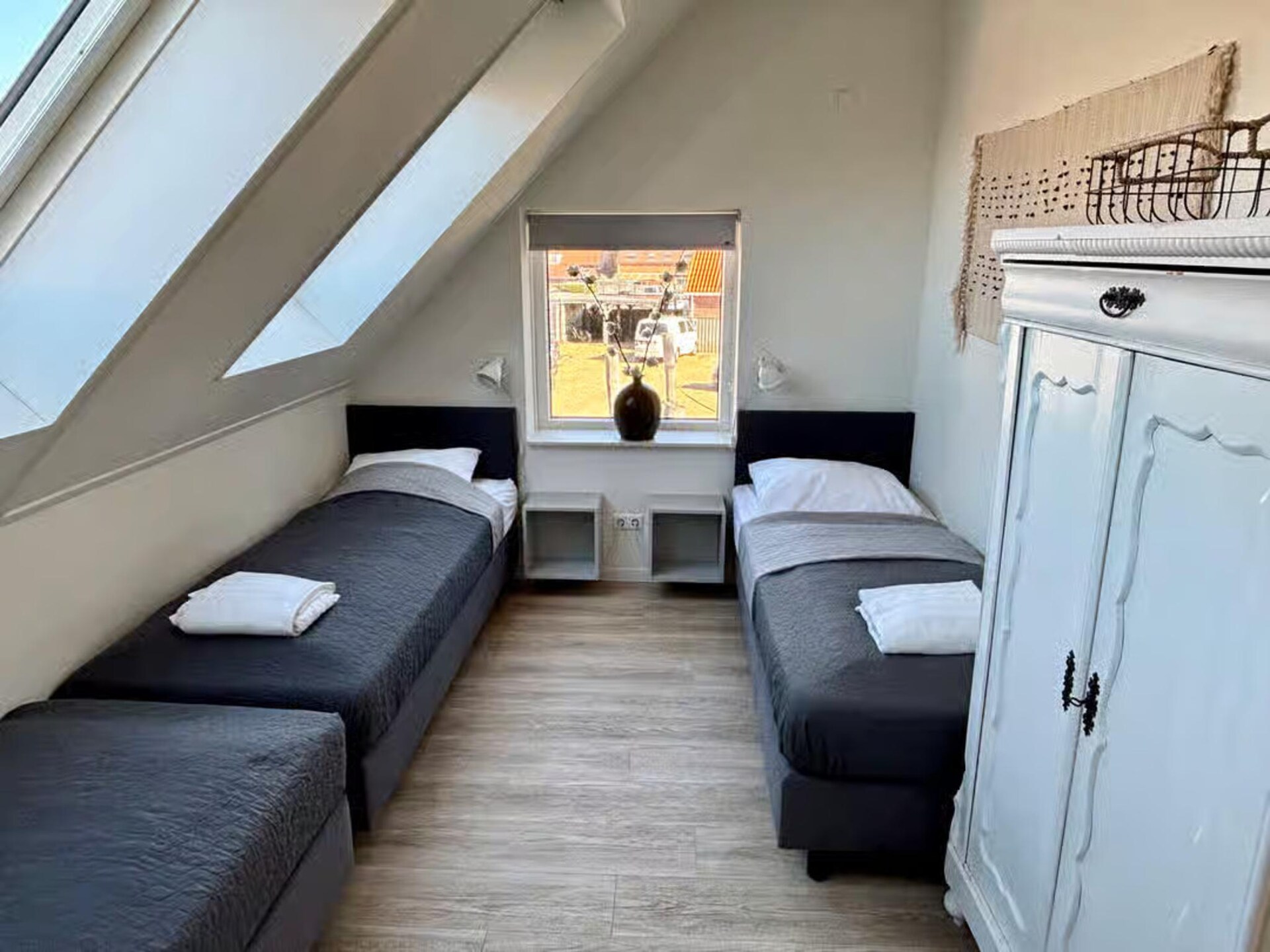 Luxe familielodge op de eerste verdieping in hartje Zoutelande, 150m van strand - foto 16