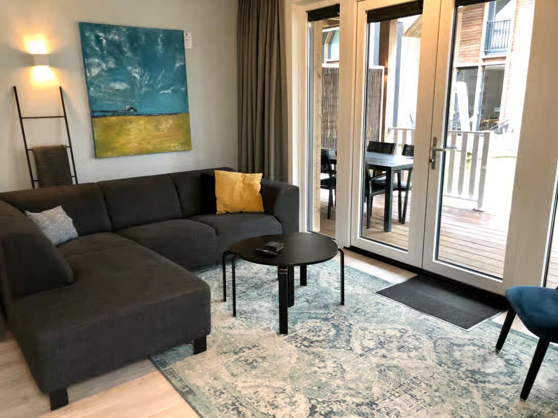 Plein 40 Lodge 6: Ruim familieappartement in hartje Zoutelande, 150m van strand - foto 2