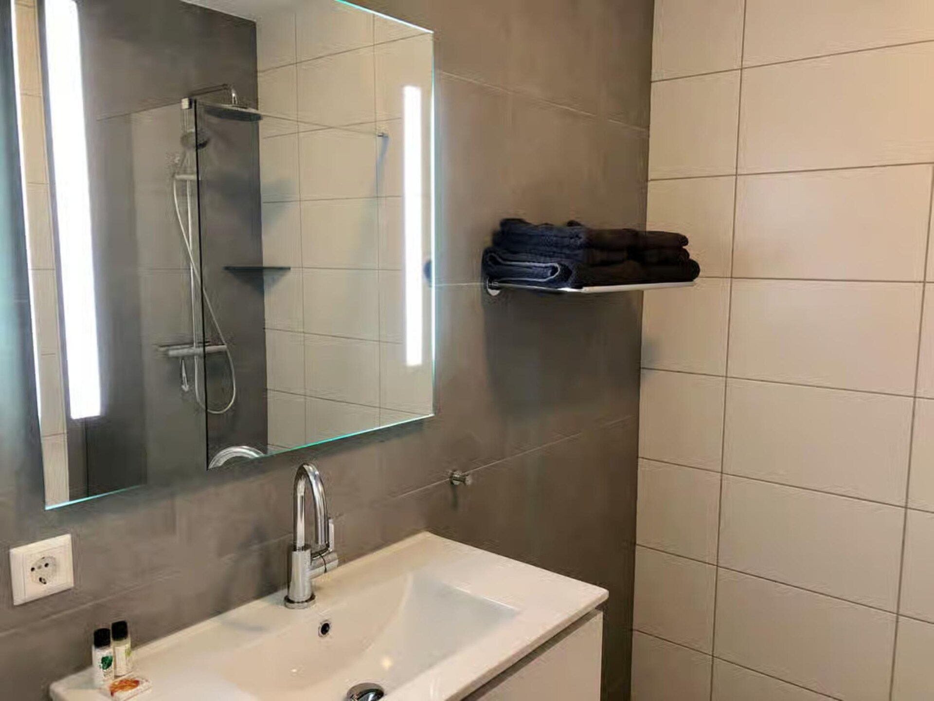 Plein 40 Lodge 7: Ruim familieappartement op 150m van het strand - foto 18