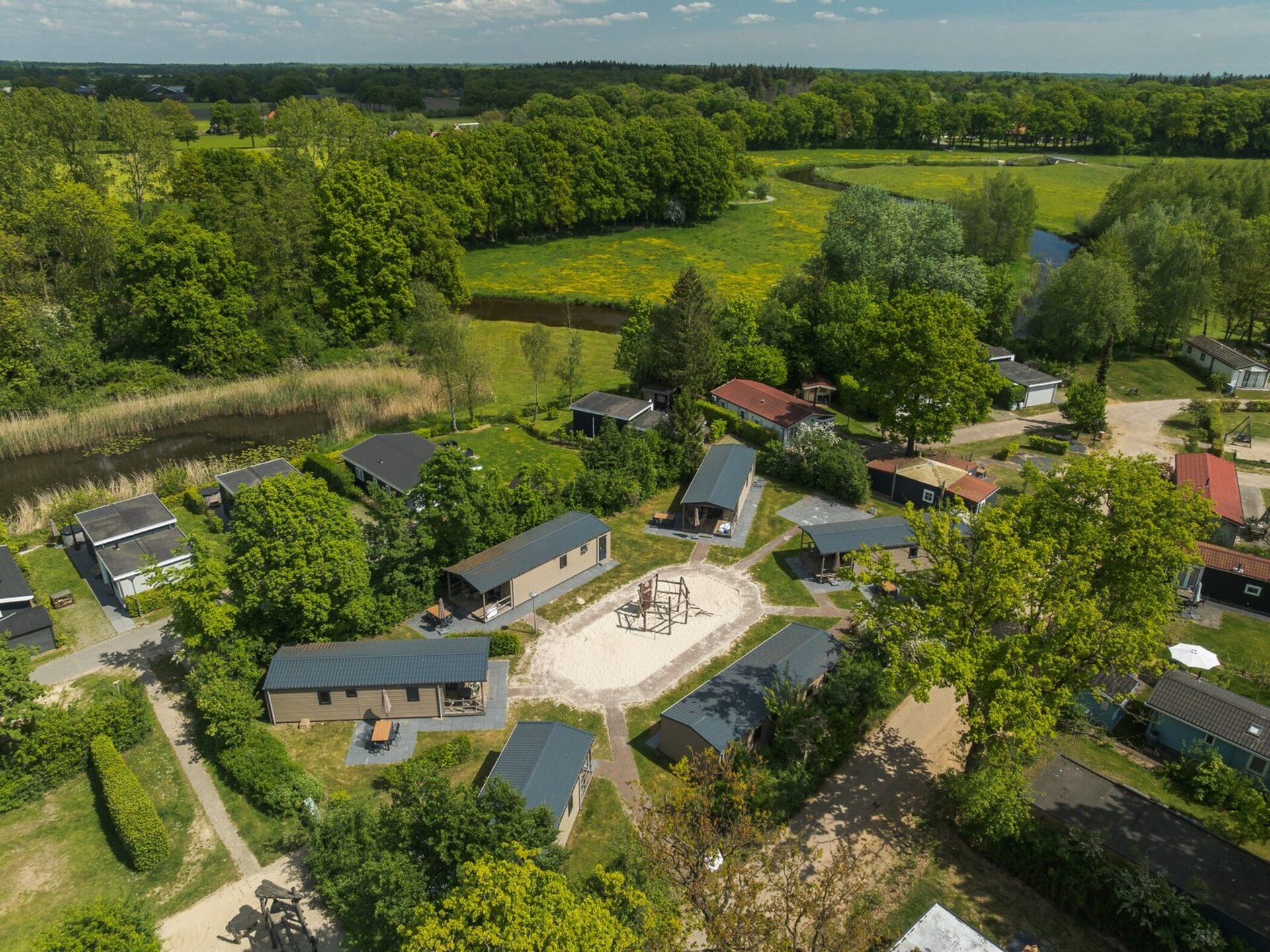 6 luxe bungalows voor 30 personen met veranda aan de golfbaan in Zuna - foto 9