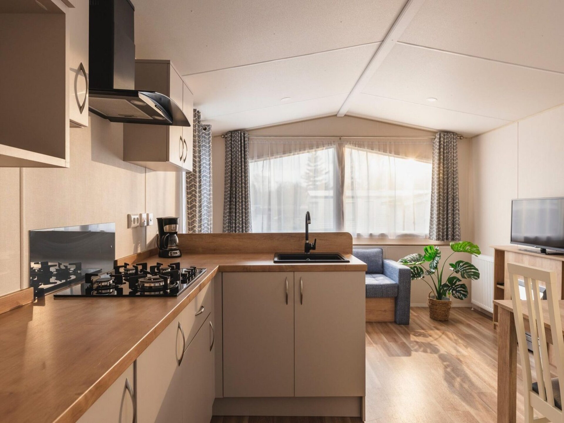 Comfortabel vakantiehuis voor 6 personen in Zuna - foto 4