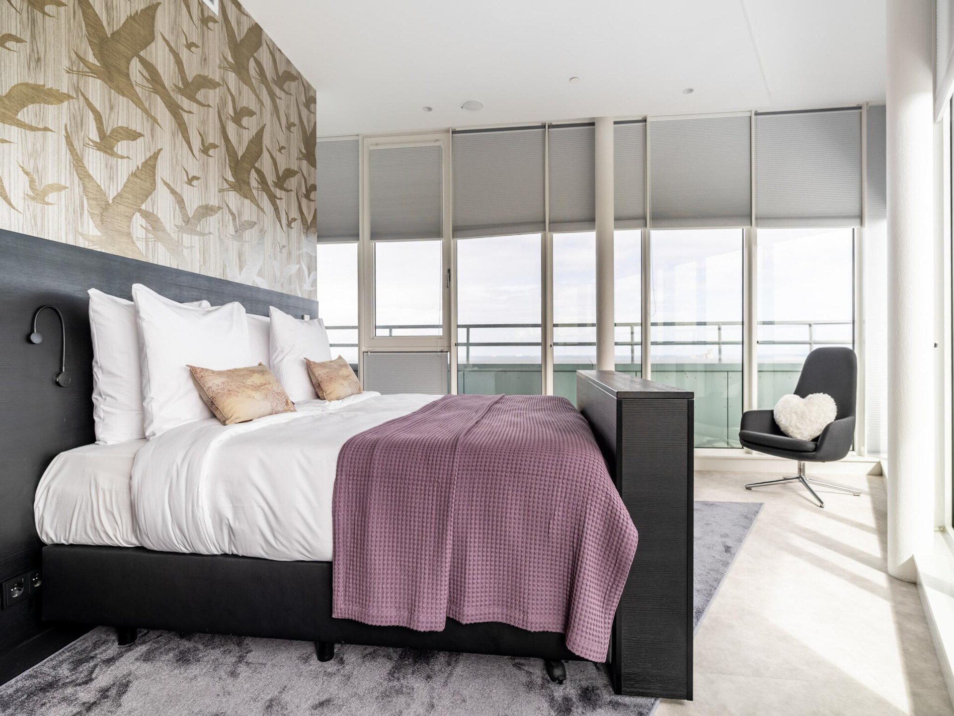 Licht penthouse met panoramisch uitzicht in historische toren, Den Haag - foto 14