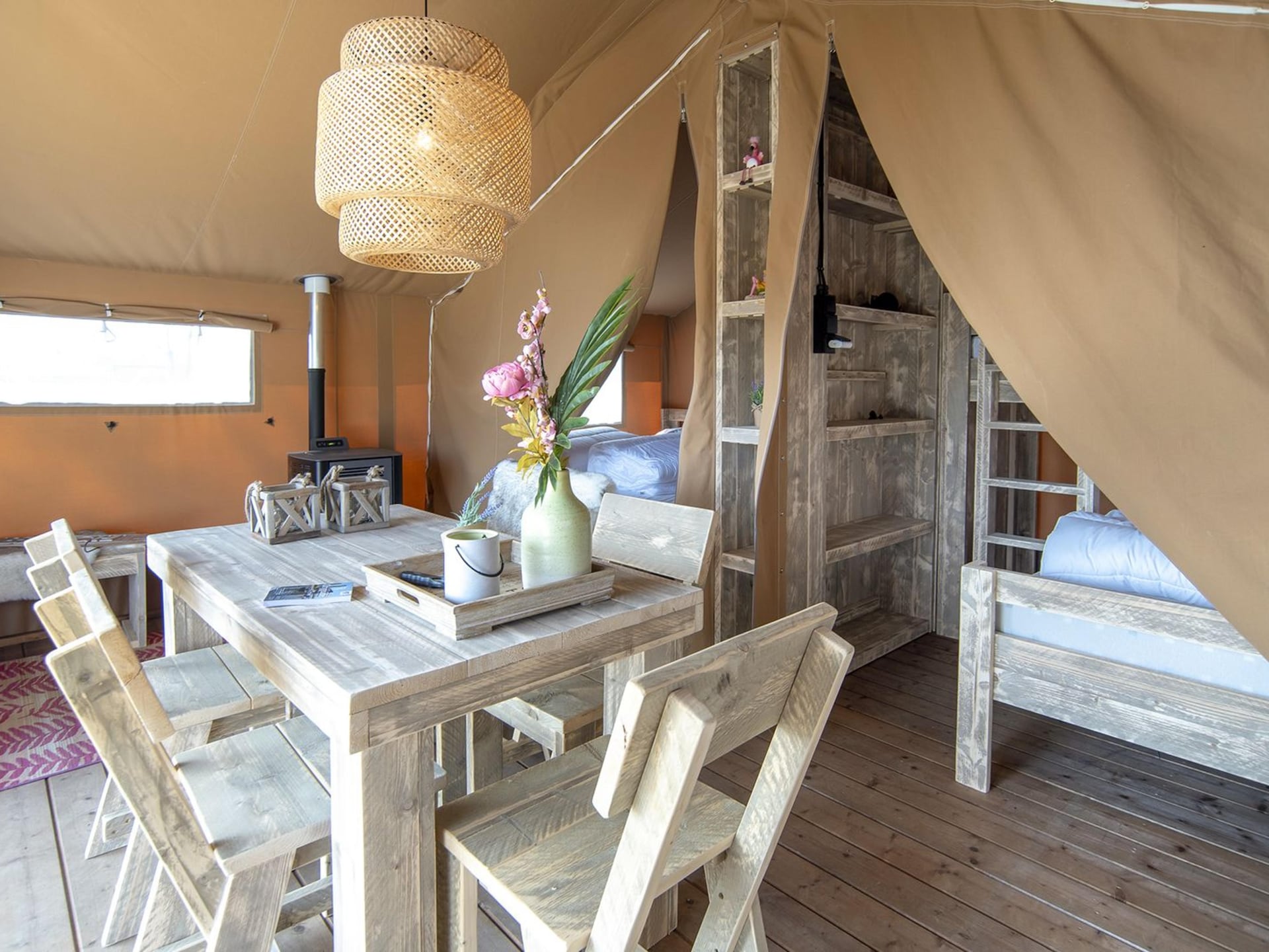 Stijlvolle Safari Lodge in Almere voor 5 personen - foto 2