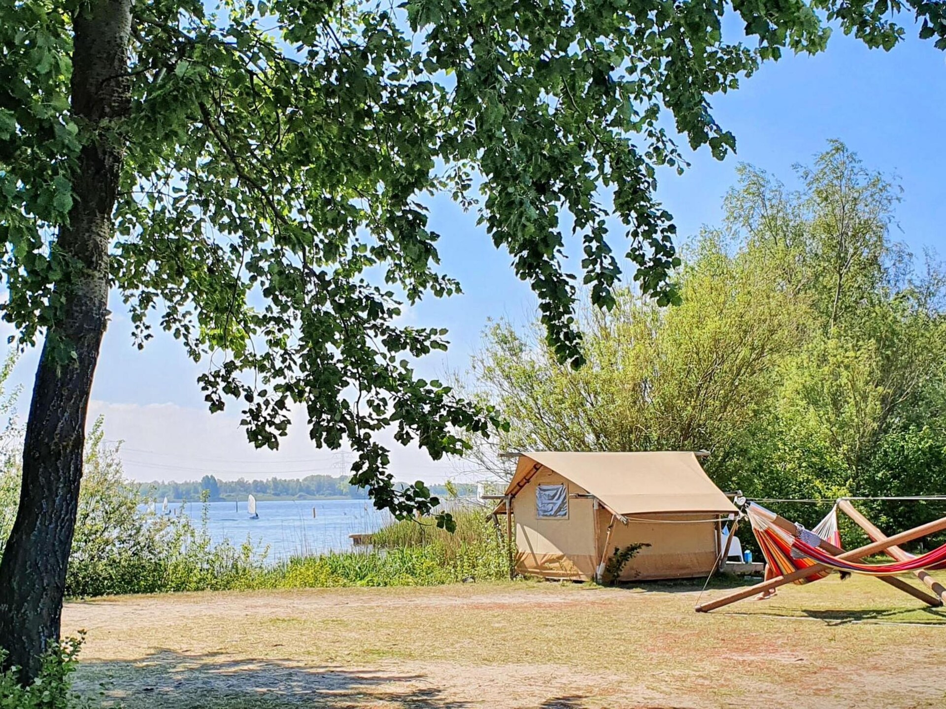 Sfeervolle safaritent voor 2 personen in Marina Muiderzand, Almere - foto 17
