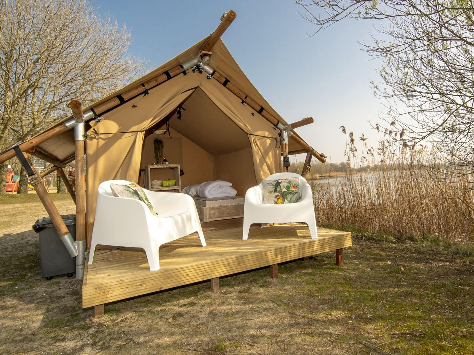 Sfeervolle safaritent voor 2 personen in Marina Muiderzand, Almere - foto 10