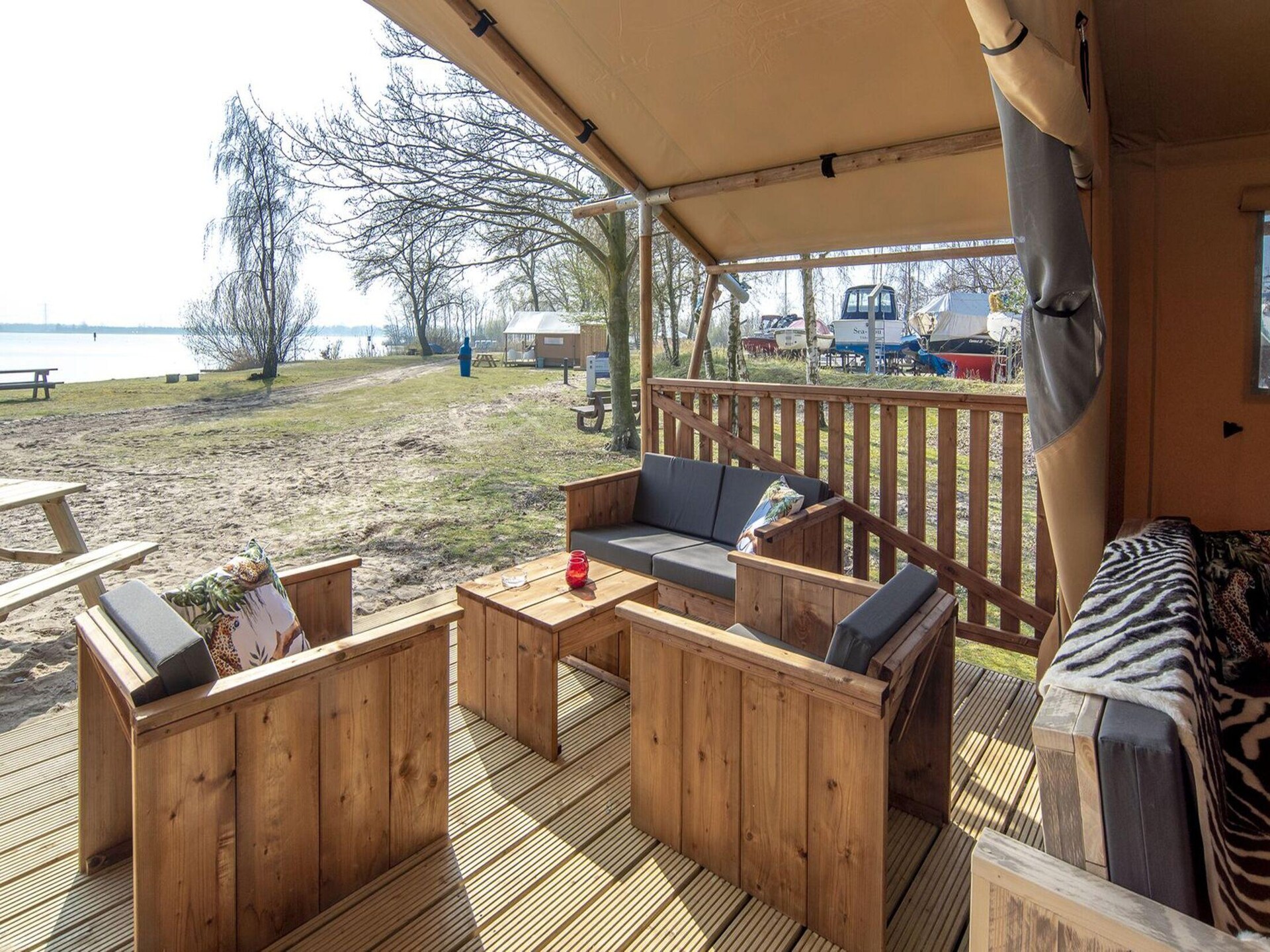 Luxe Safari Lodge XL in Almere voor 6 personen aan het IJmeer - foto 4