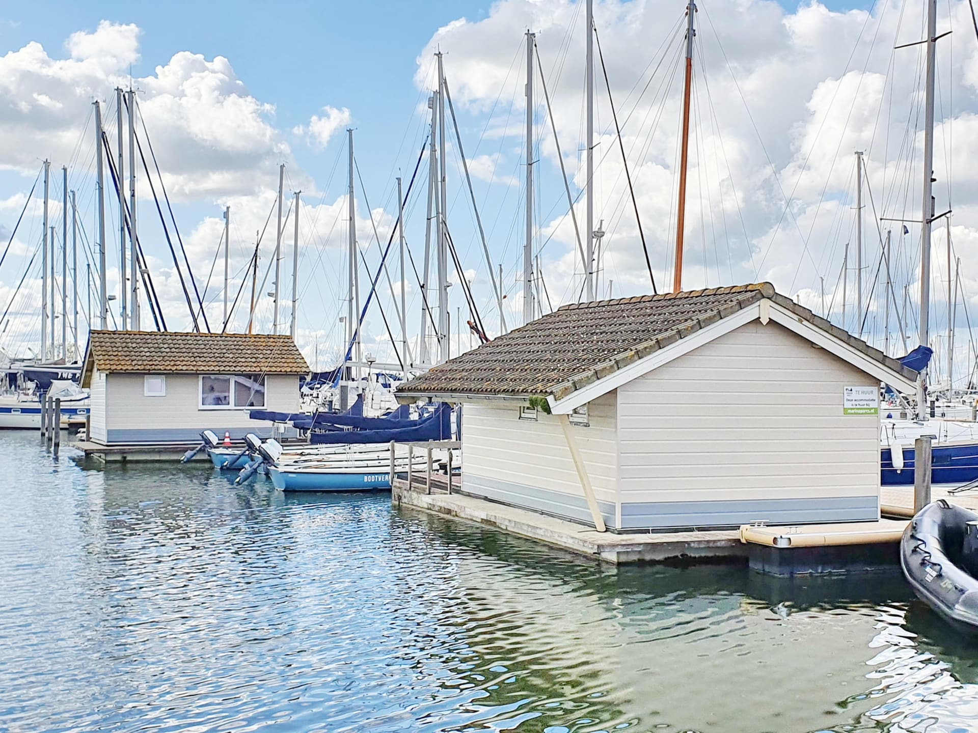 Charmant chalet aan het water in Marina Muiderzand, Almere - foto 10