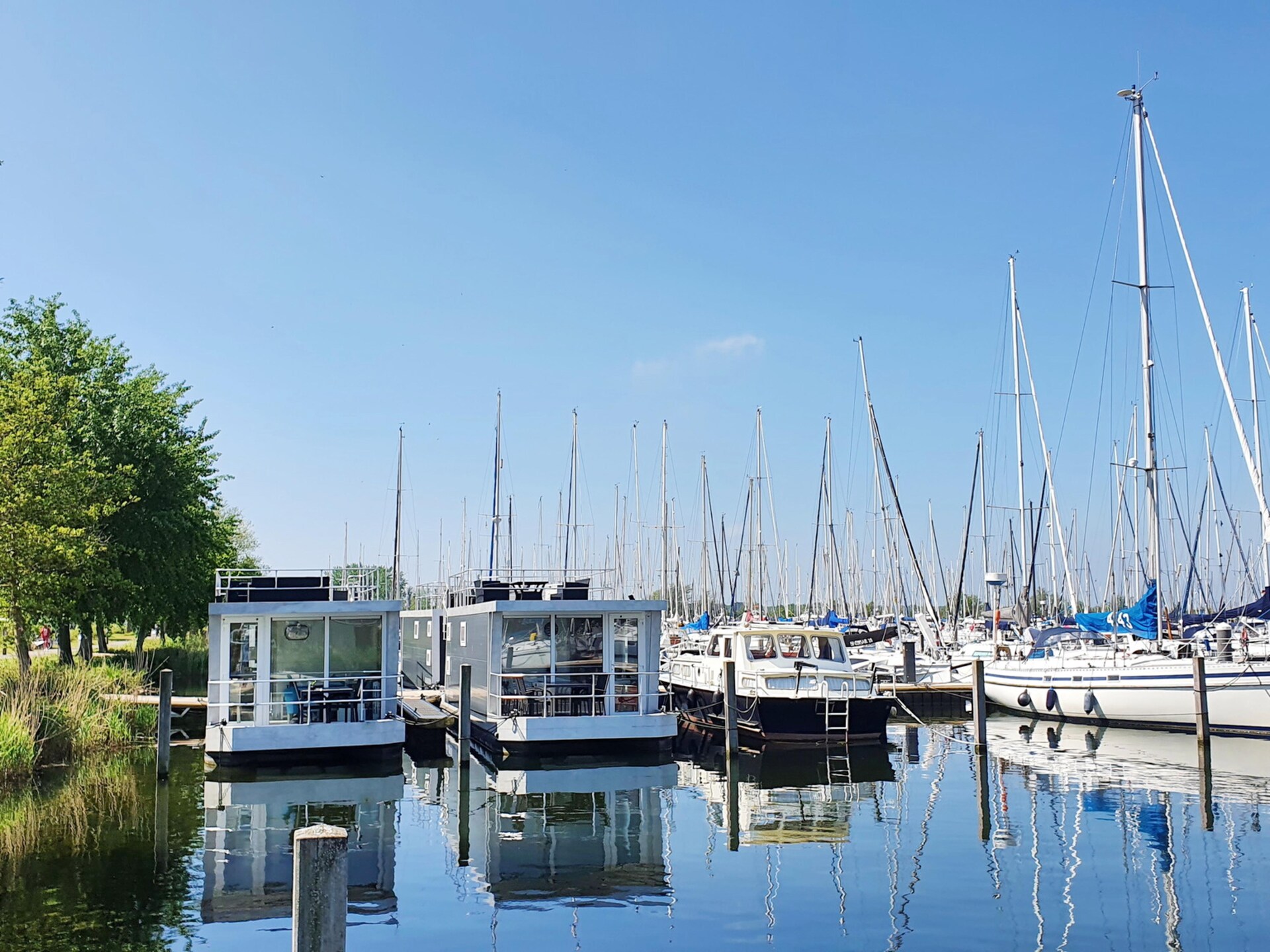 Stijlvolle woonboot met dakterras in Marina Muiderzand, Almere - foto 30