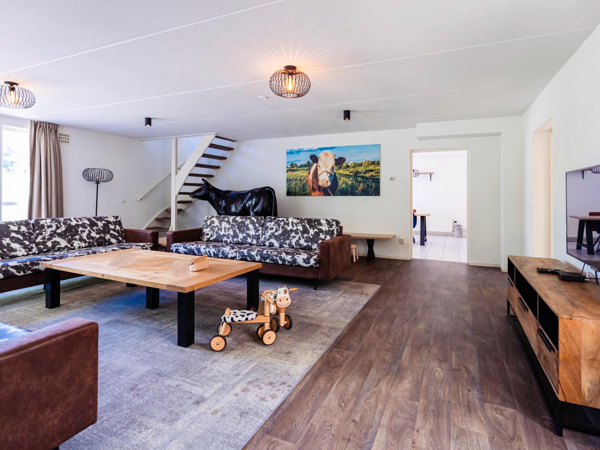 Ruime 16-persoons familiebungalow aan bosrand bij Ewijk - foto 8
