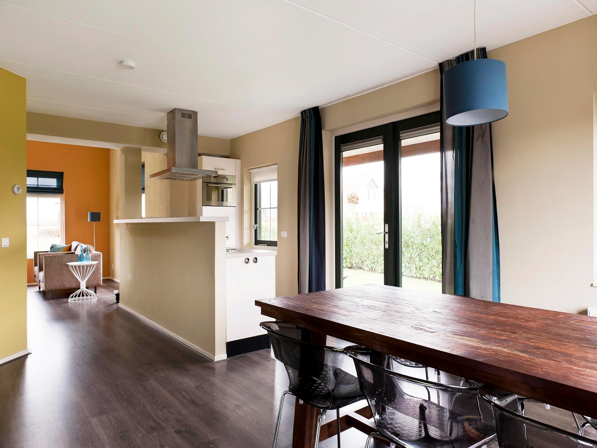 Heerd Wellness de Luxe: Vrijstaande boerderij-villa aan het water in Groningen - foto 3