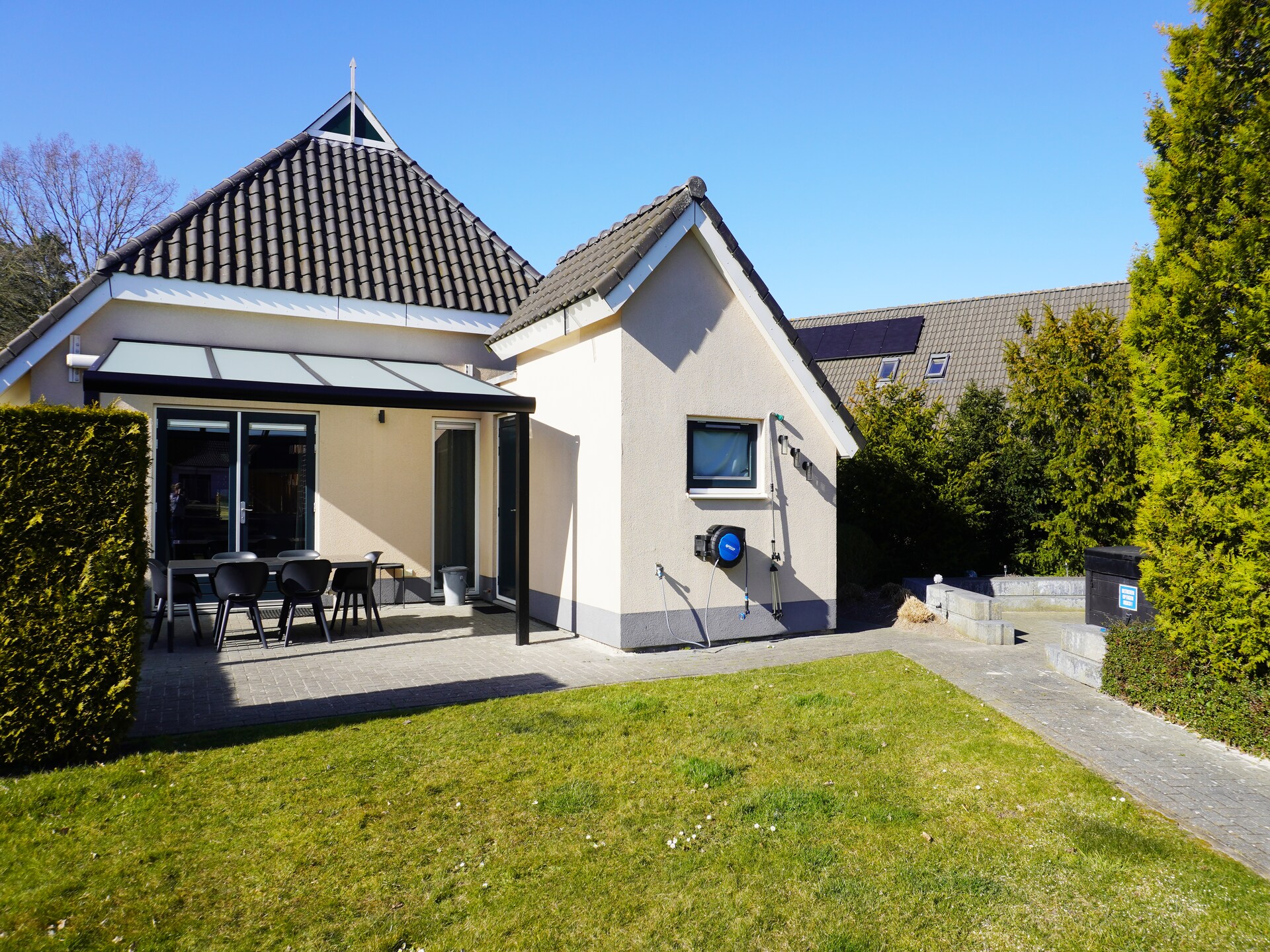 Vosseberghuis Prestige: Luxe vakantievilla met buitenspa aan het water - foto 20
