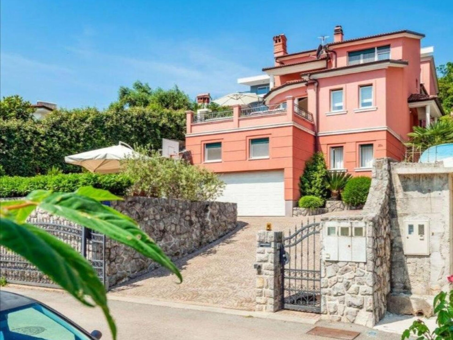 Stijlvol appartement met balkon en zeezicht op 700 meter van het strand in Opatija - foto 17