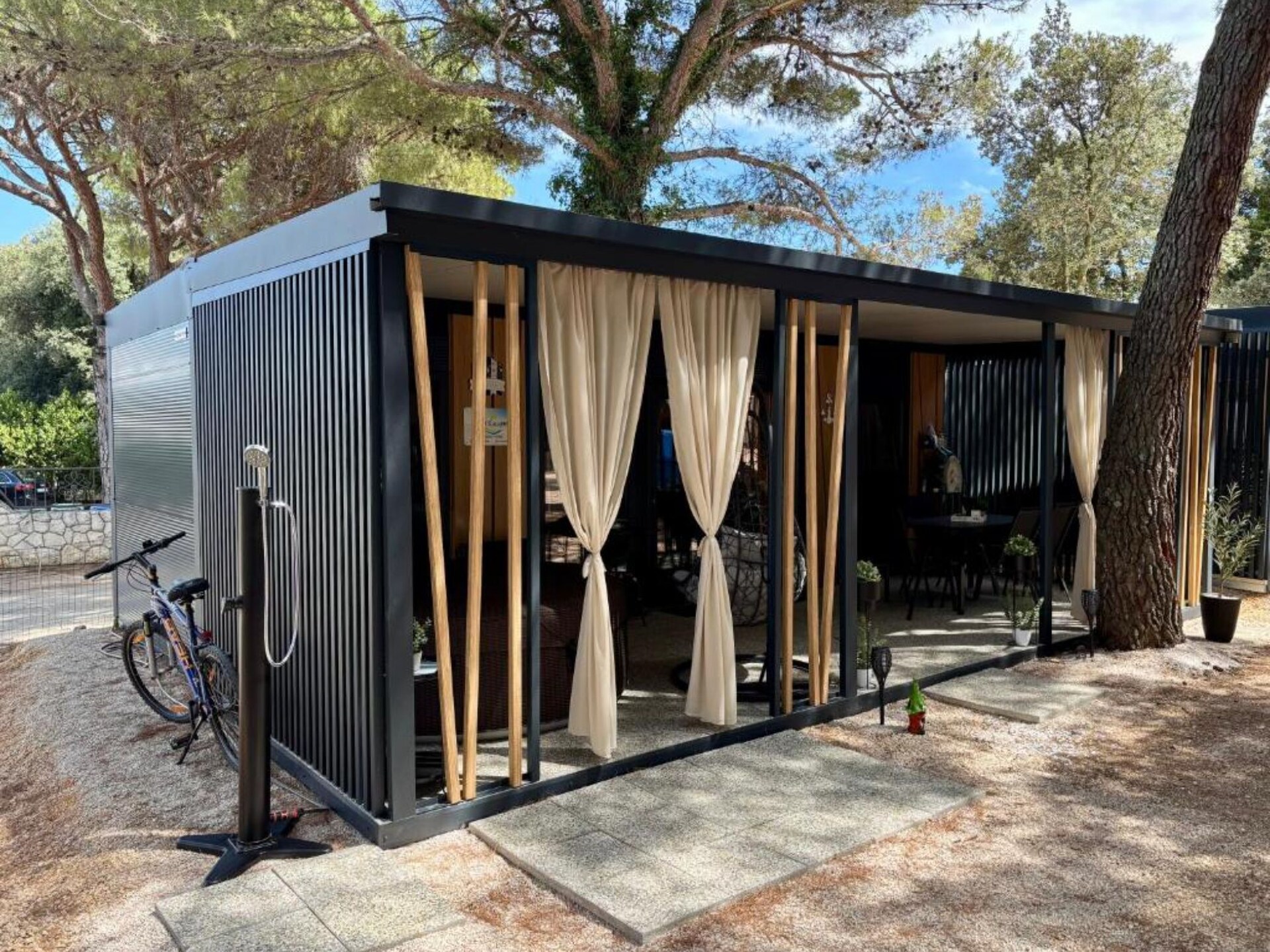 Knusse stacaravan met hot tub op 200 meter van het strand in Pakoštane - foto 16