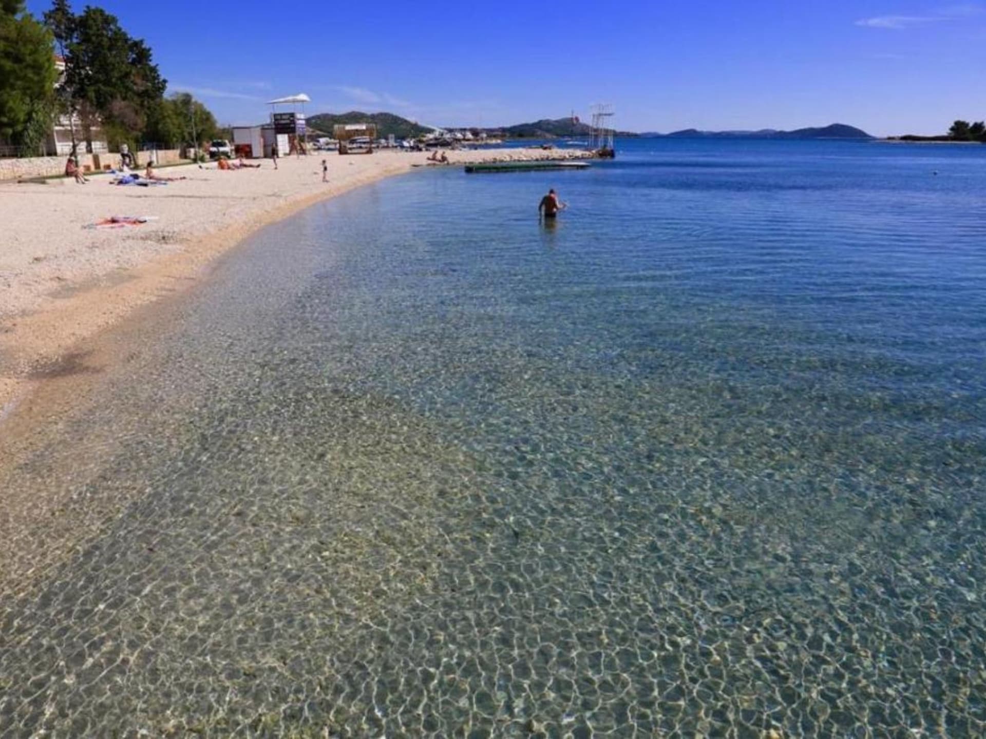 Knusse stacaravan met hot tub op 200 meter van het strand in Pakoštane - foto 14