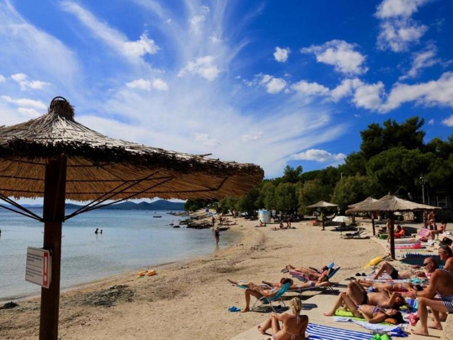 Knusse stacaravan met hot tub op 200 meter van het strand in Pakoštane - foto 13