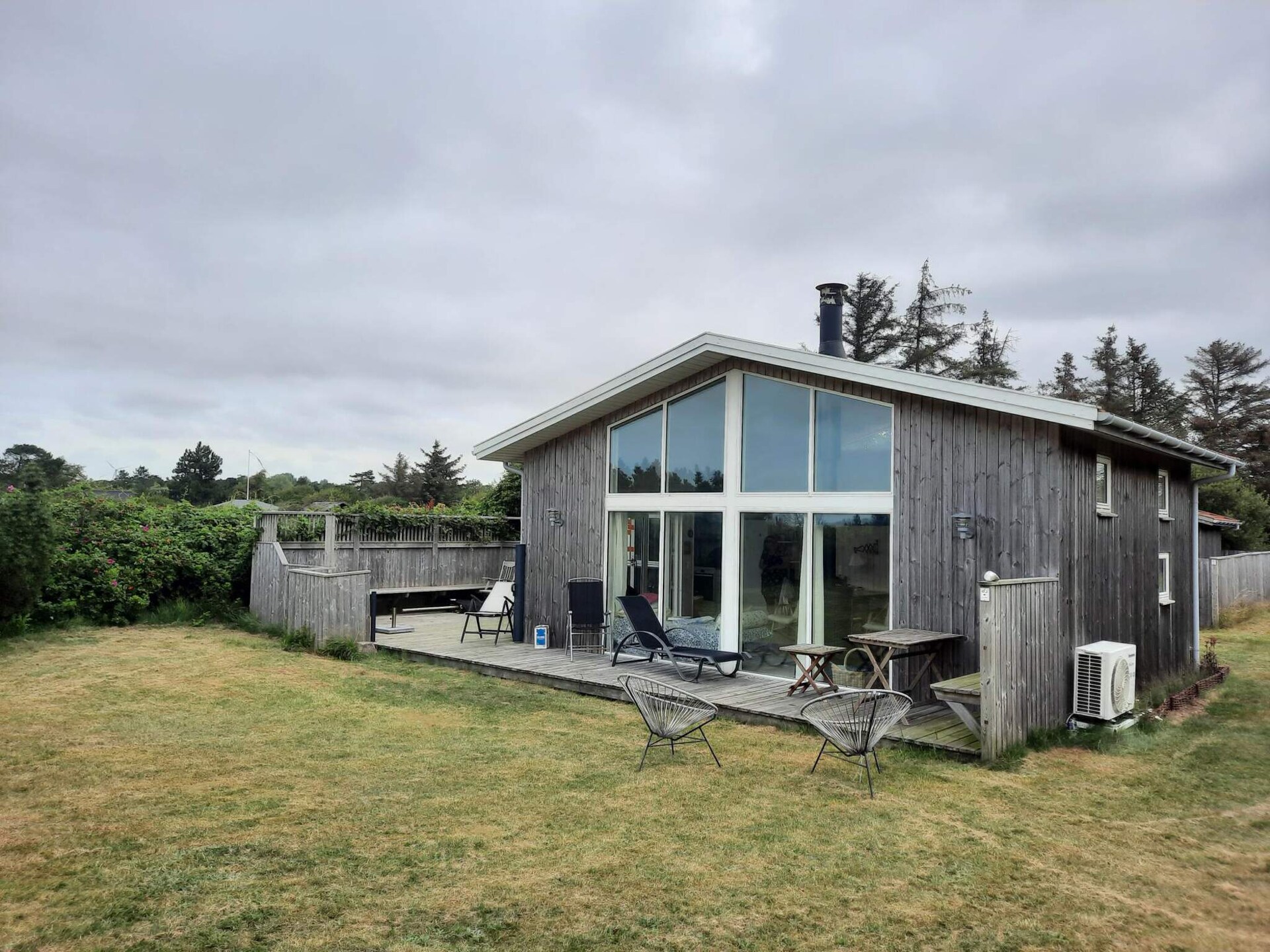 Vrijstaand vakantiehuis op 70 meter van een kindvriendelijk zandstrand in Store Fuglede - foto 1