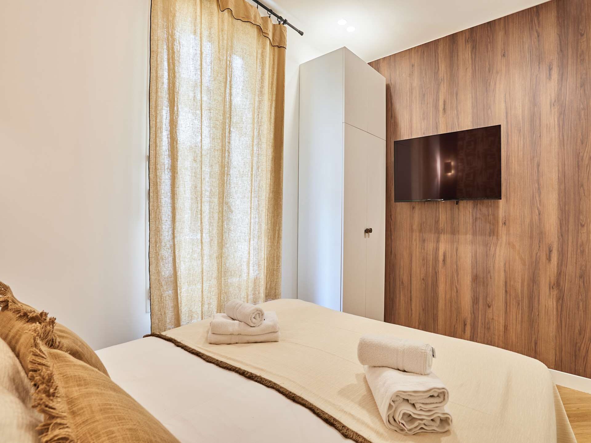 Ruim appartement voor 6 aan Canal Saint-Martin, 10e arrondissement - foto 13