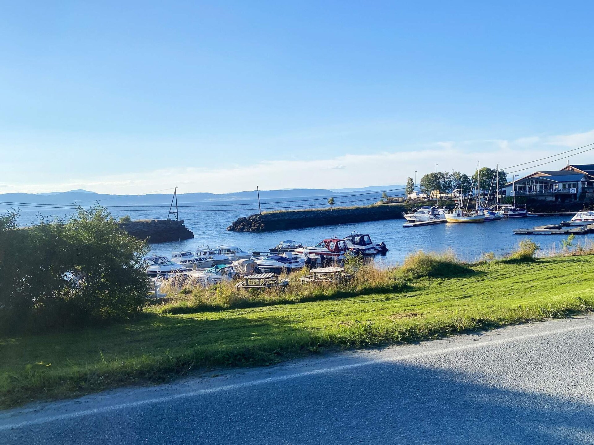 Authentiek vakantiehuis met fjordzicht en houtkachel bij Leksvik - foto 15