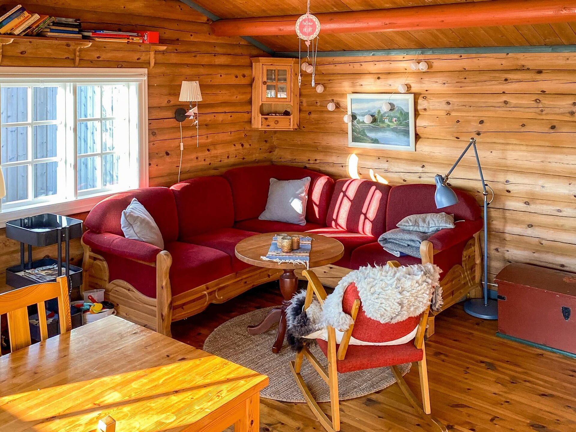 Authentiek vakantiehuis met fjordzicht en houtkachel bij Leksvik - foto 16