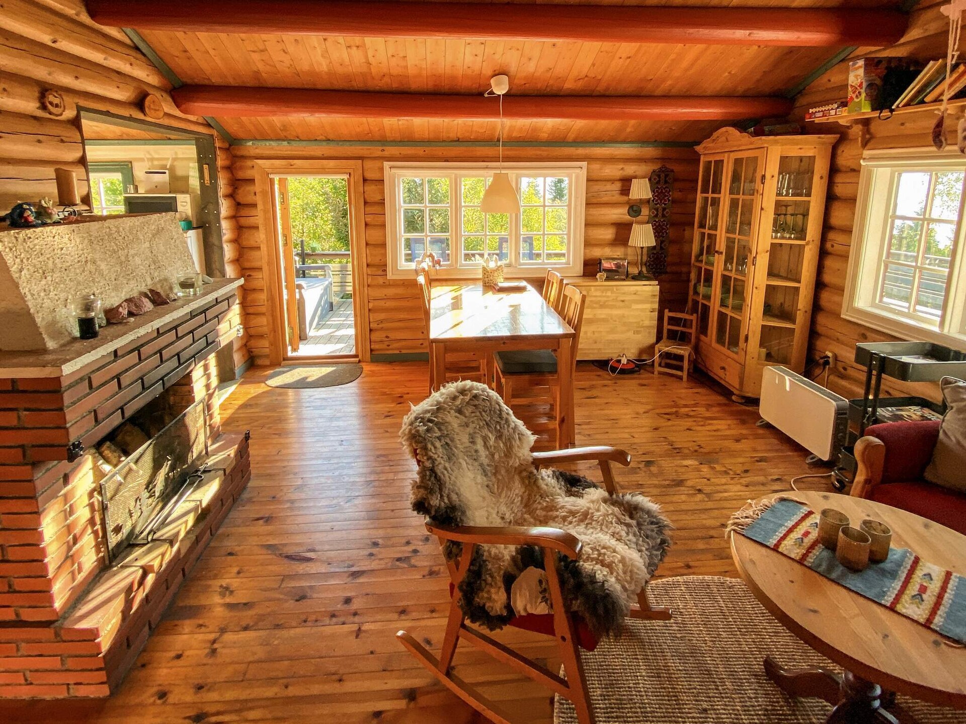 Authentiek vakantiehuis met fjordzicht en houtkachel bij Leksvik - foto 18