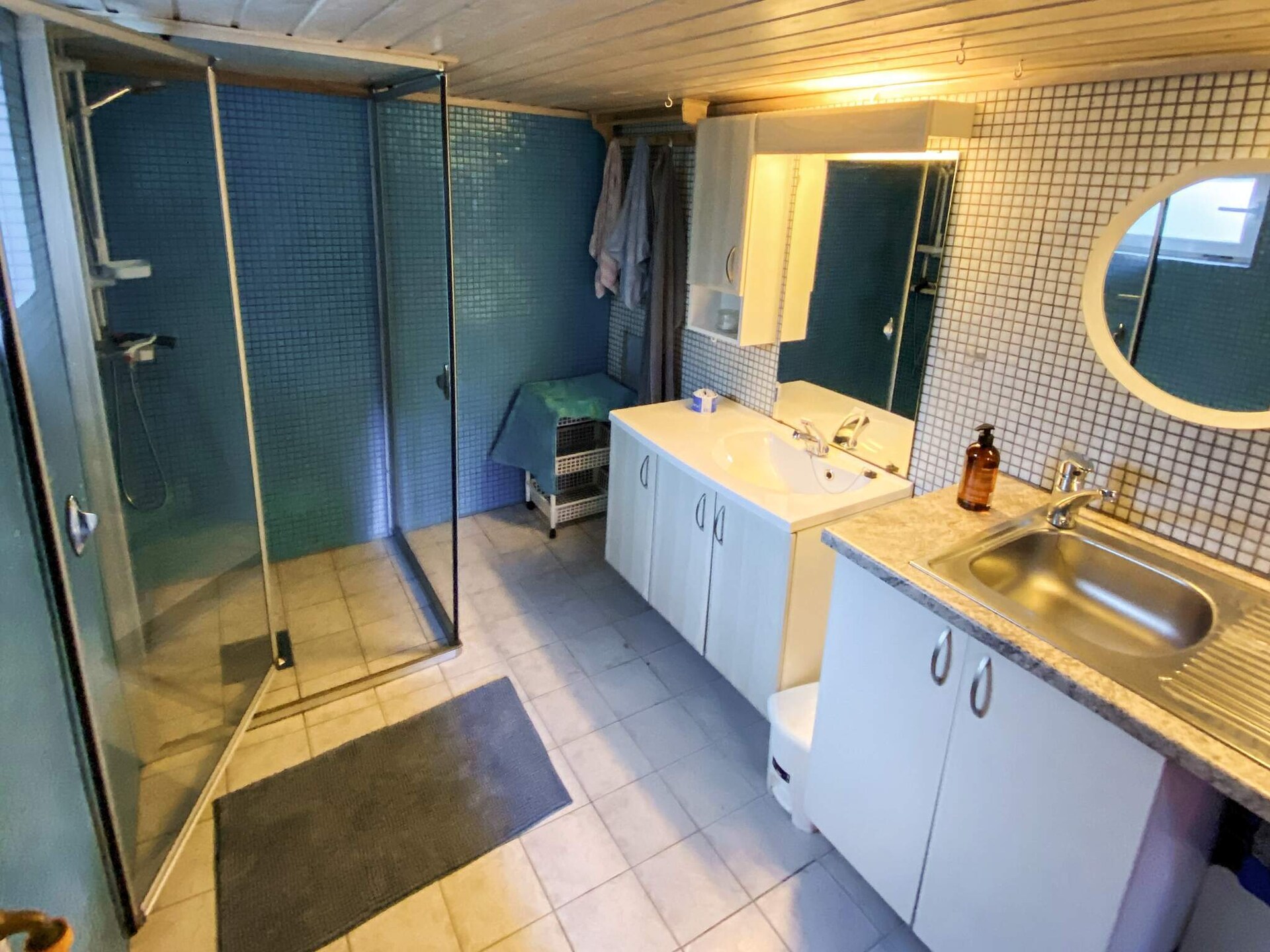 Authentiek vakantiehuis met fjordzicht en houtkachel bij Leksvik - foto 27