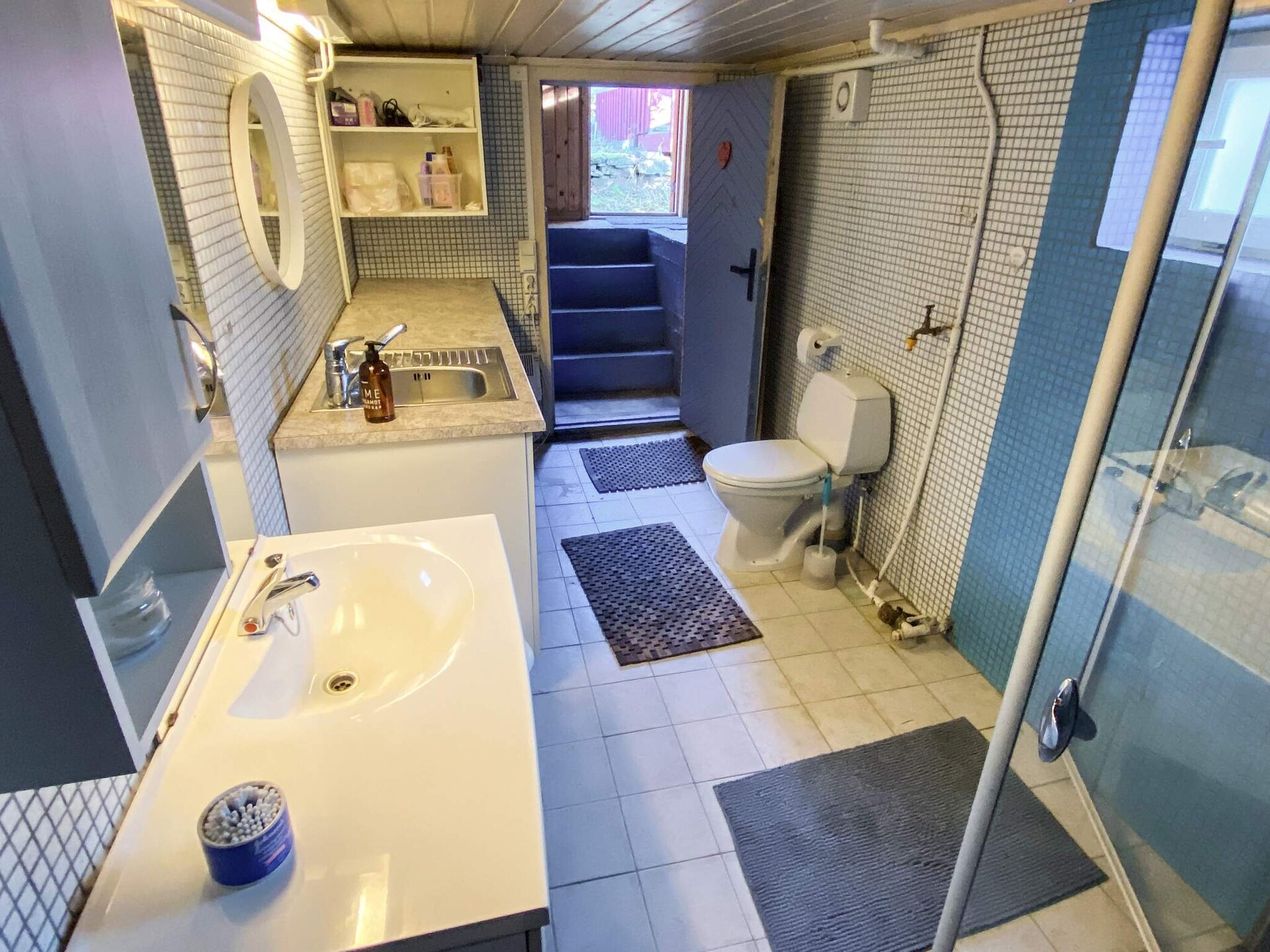 Authentiek vakantiehuis met fjordzicht en houtkachel bij Leksvik - foto 25