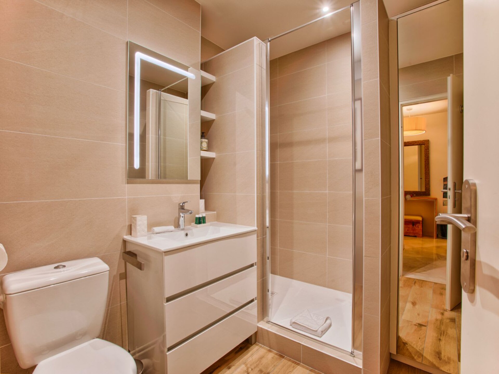 Licht appartement met 300 m² privétuin, vlakbij strand en centrum Deauville - foto 6
