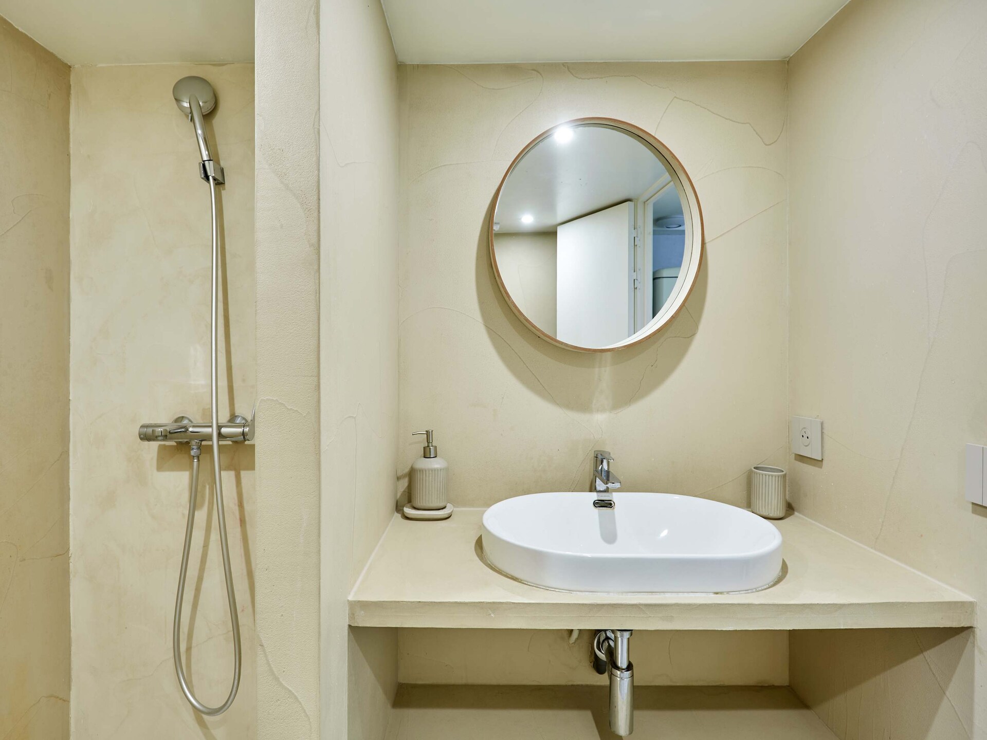 Elegante duplex met airco tussen Bastille en Le Marais in Parijs - foto 23