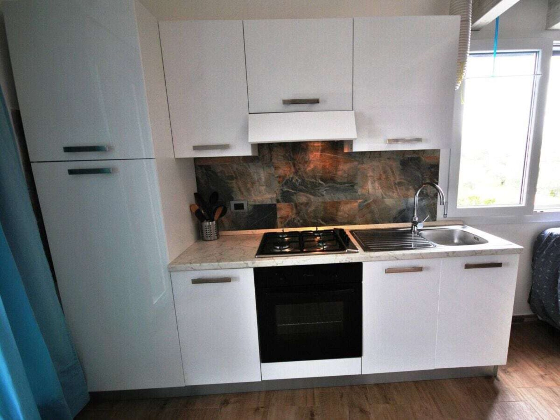 Modern appartement met zwembad, 1 km van centrum Sarzana - foto 5