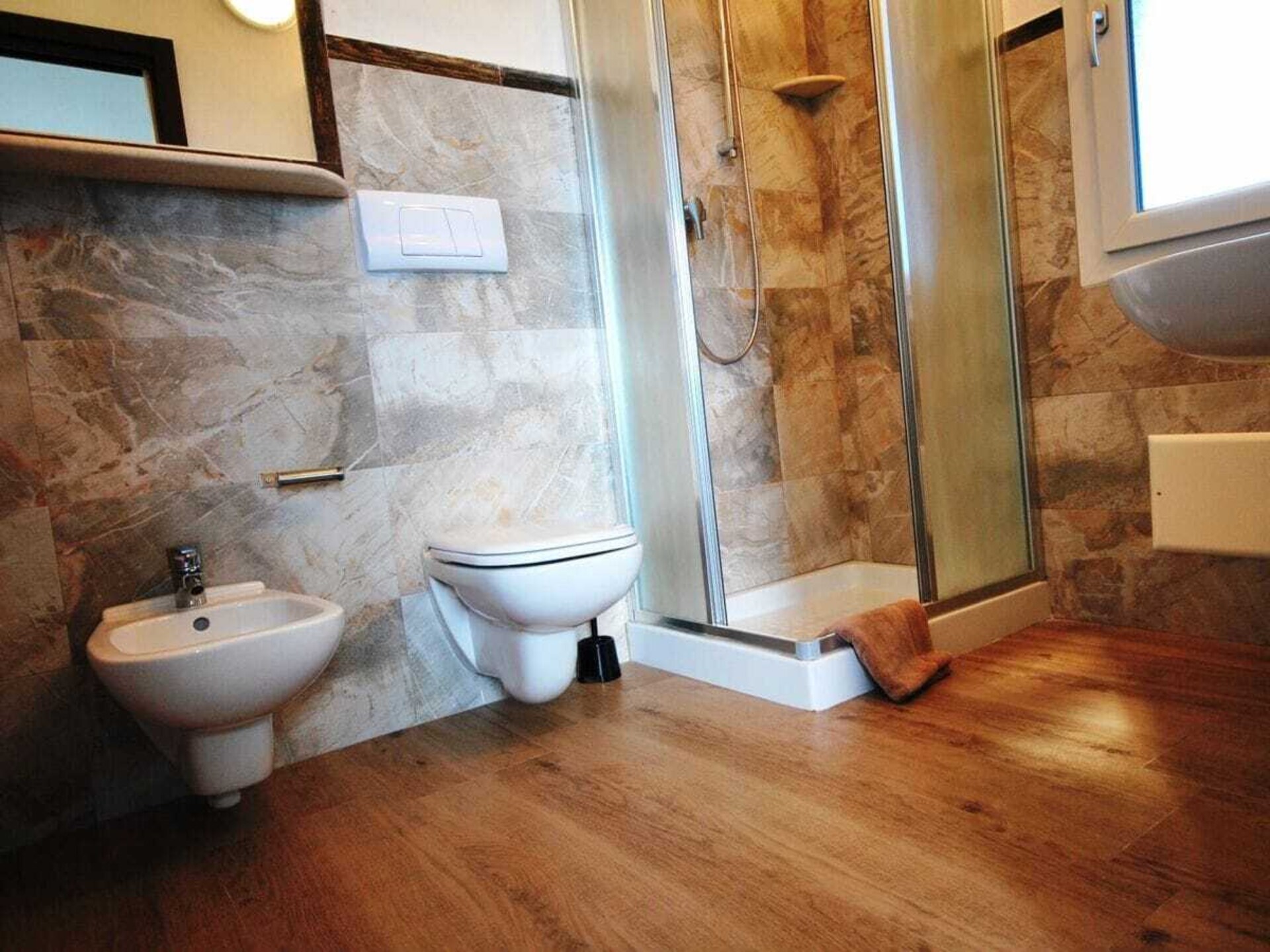 Modern appartement met zwembad, 1 km van centrum Sarzana - foto 11