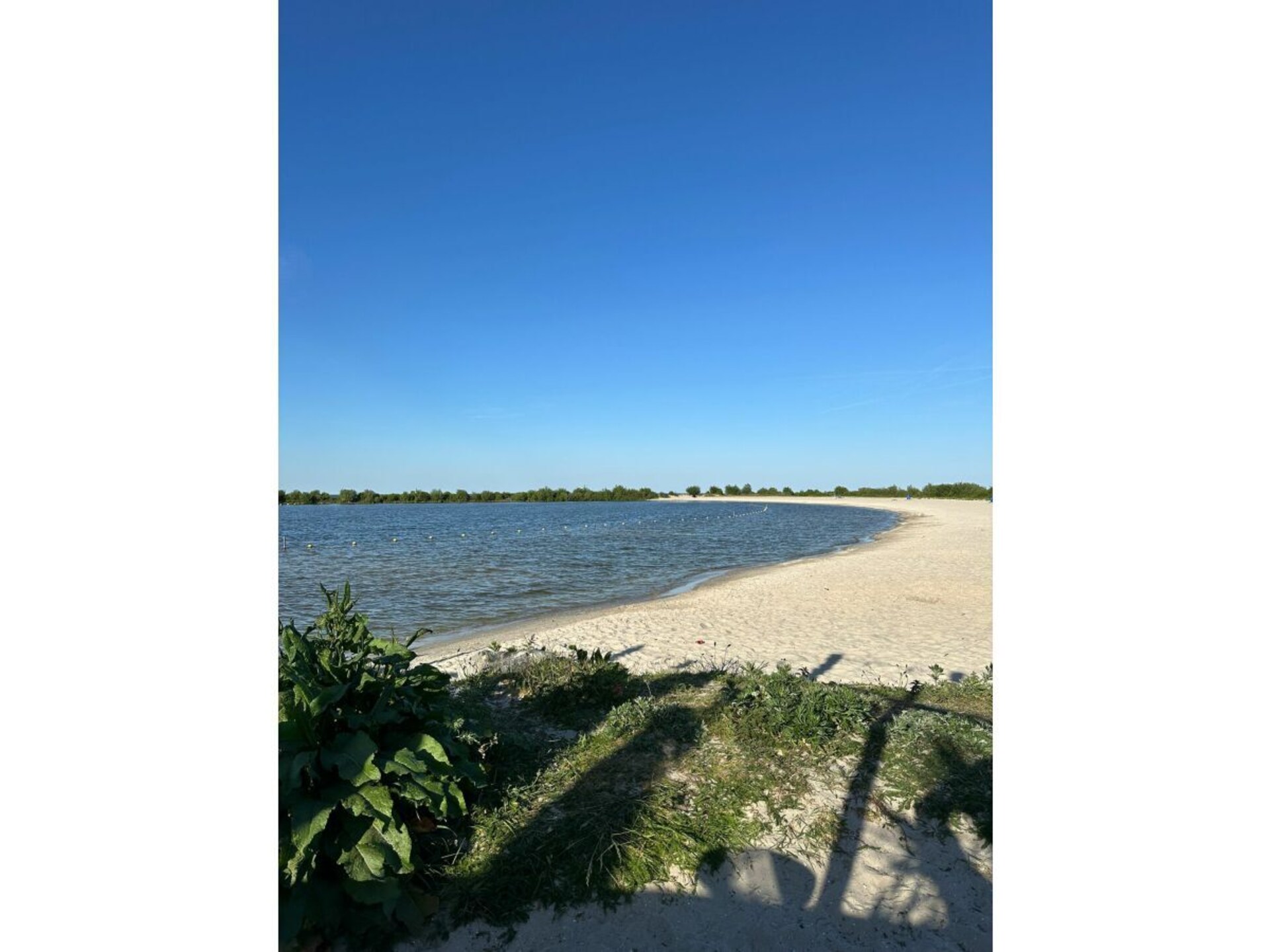 Modern vakantiehuis aan het IJsselmeer met strandtuin en eigen aanlegsteiger - foto 24