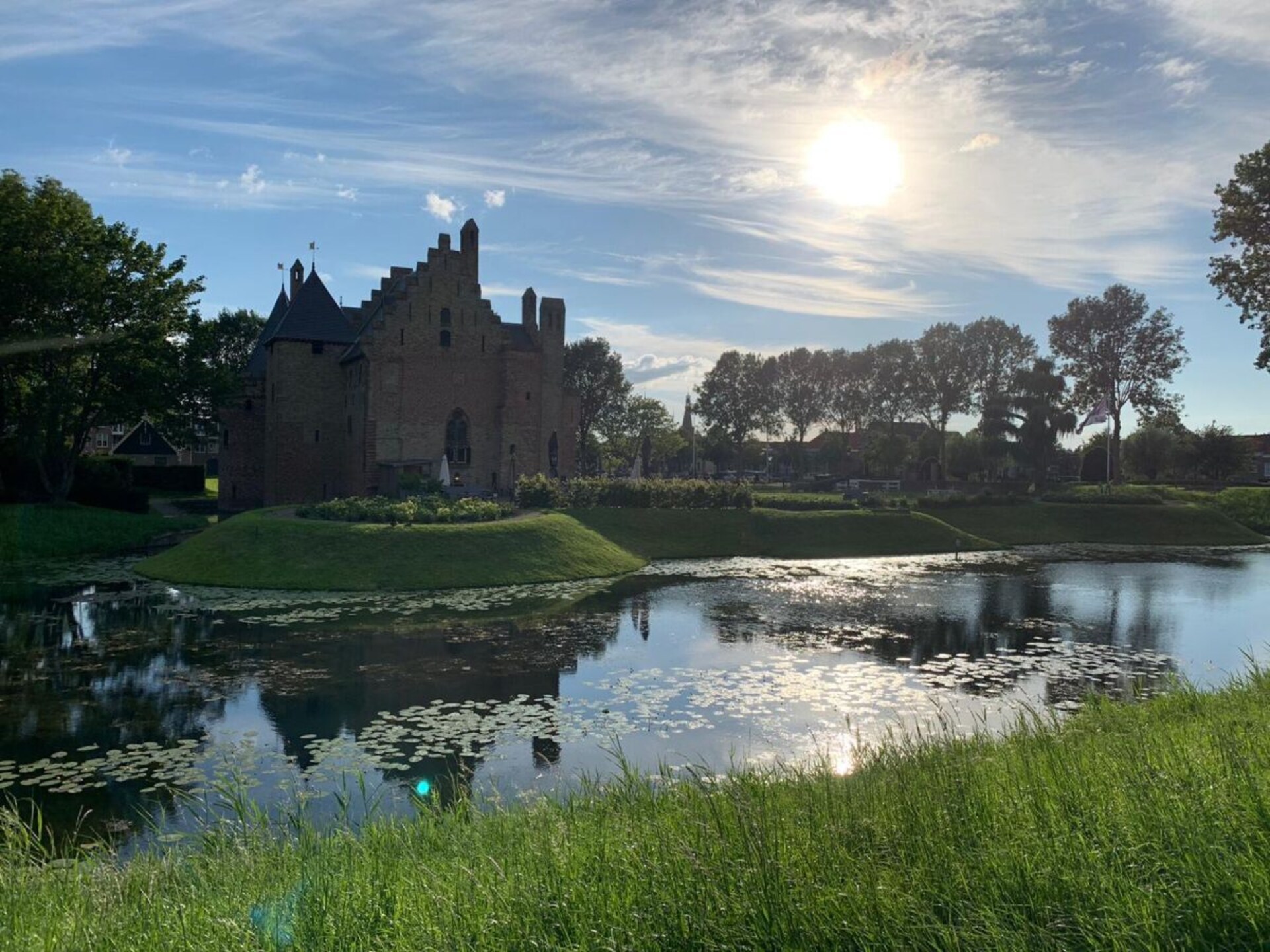 Modern vakantiehuis aan het IJsselmeer met strandtuin en eigen aanlegsteiger - foto 36