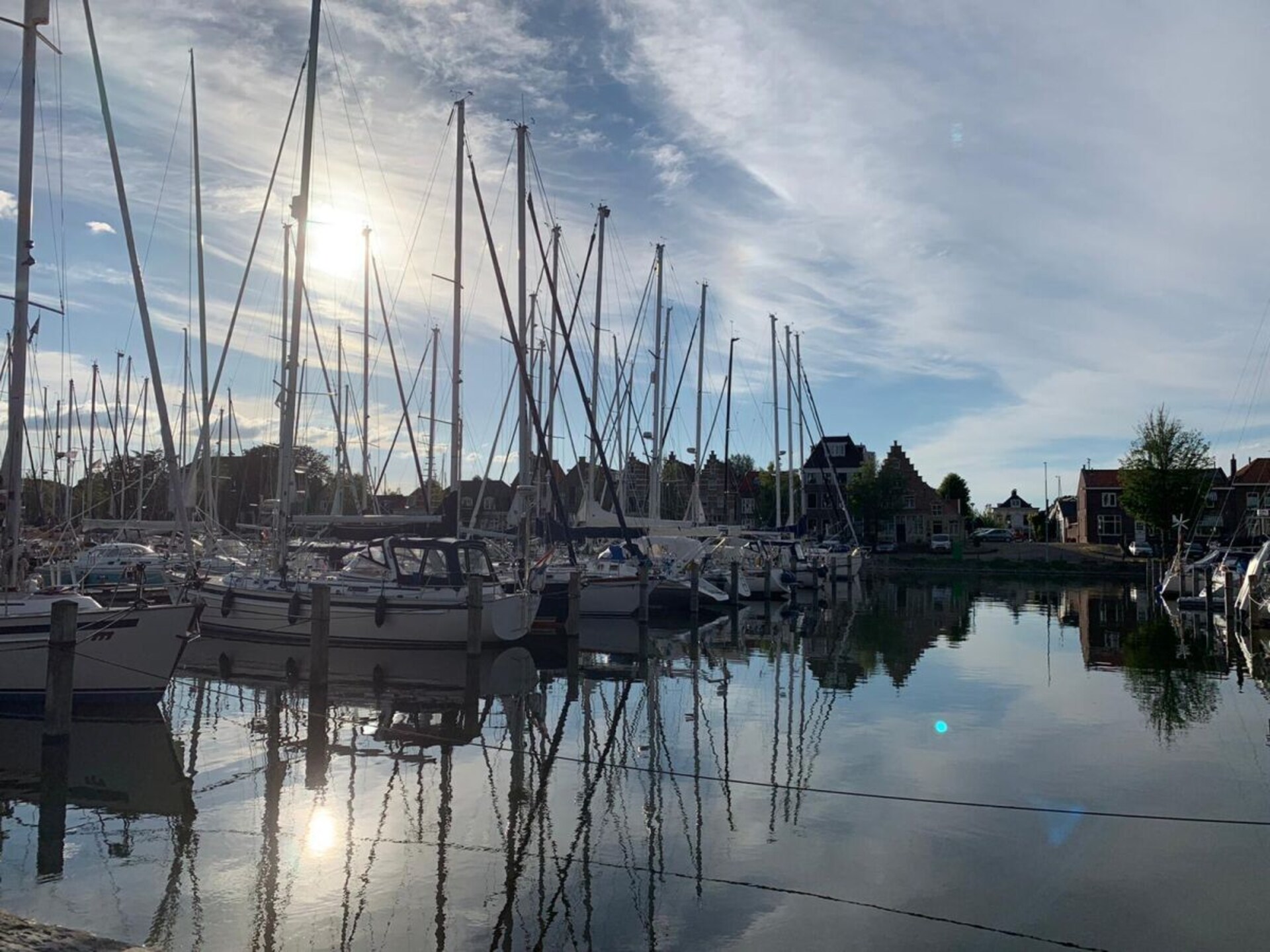 Modern vakantiehuis aan het IJsselmeer met strandtuin en eigen aanlegsteiger - foto 37