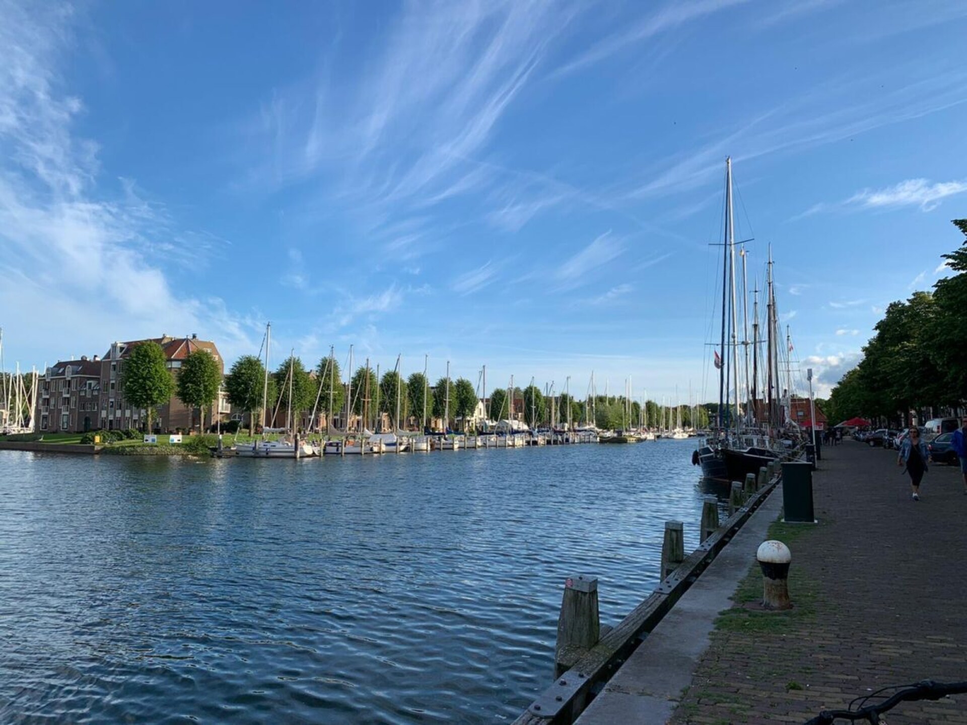 Modern vakantiehuis aan het IJsselmeer met strandtuin en eigen aanlegsteiger - foto 38