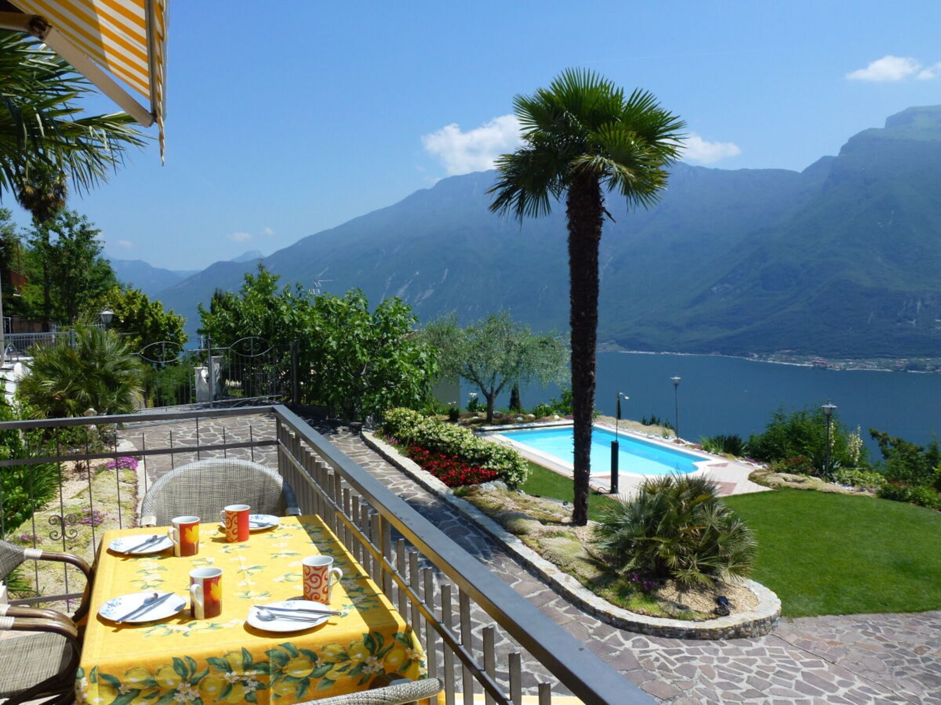 Casa Gio: Appartement met privézwembad en panoramisch uitzicht op het Gardameer - foto 3