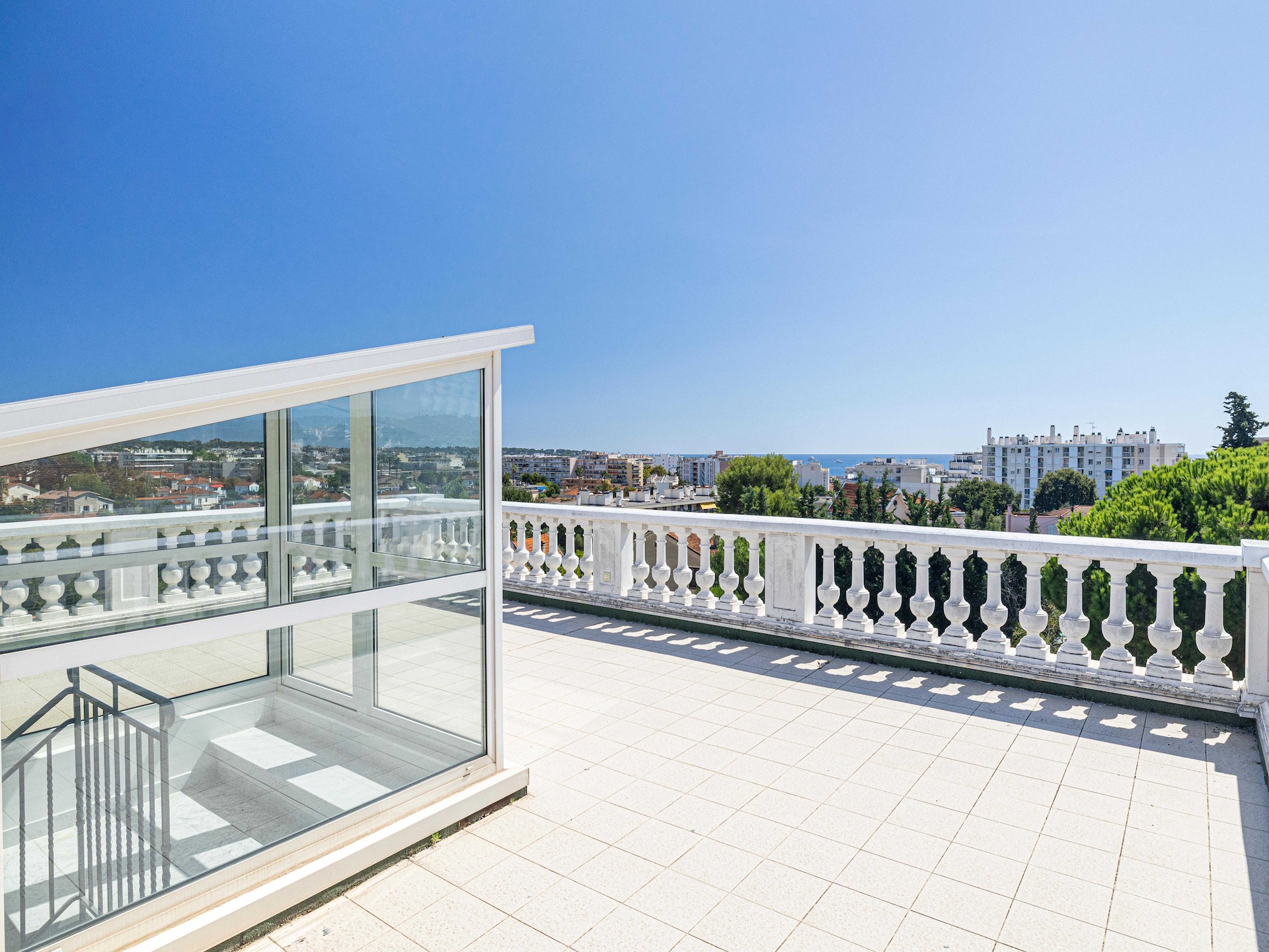 15-persoons villa met privézwembad in de heuvels van Antibes - foto 62