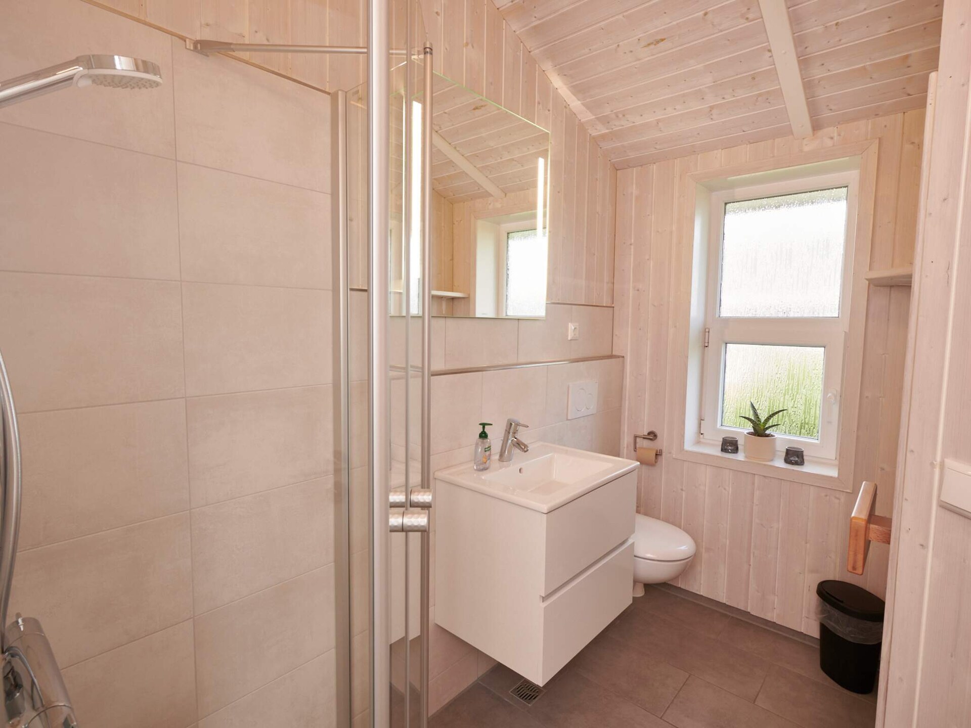 Aan het strand: Scandinavisch vakantiehuis in Friedrichkoog - foto 29